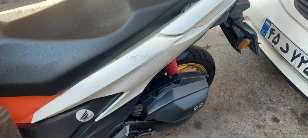 موتور کیلیک s2 کویر|موتورسیکلت|اندیشه, اندیشه فاز ۱|دیوار