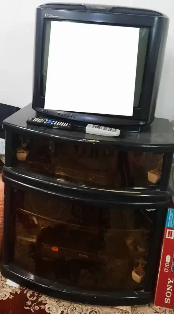 تلویزیون و میز TV|تلویزیون و پروژکتور|قم, شهدا|دیوار