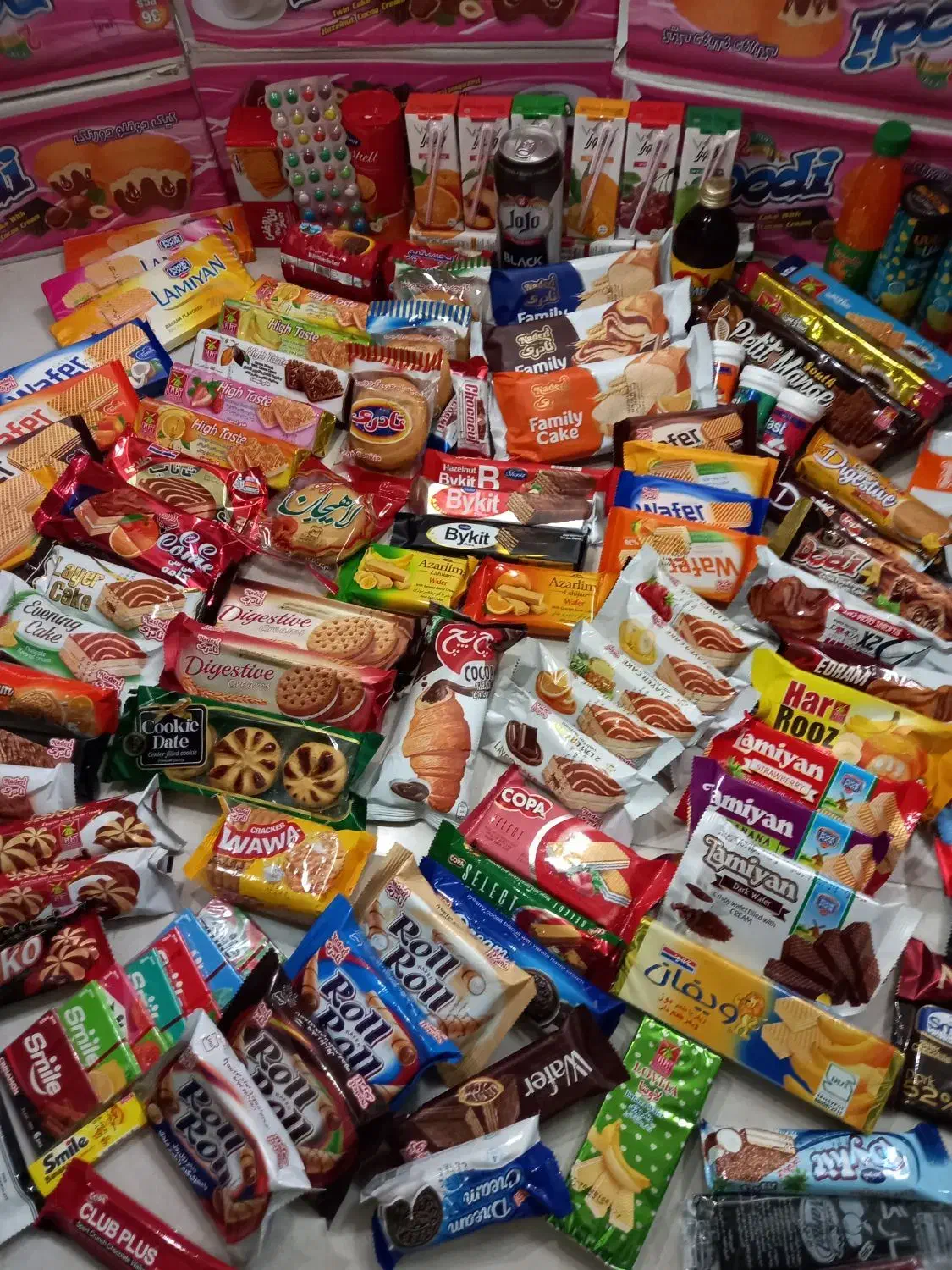 پخش کیک و کلوچه تیتاب شیرین عسل شیرین کام|خوردنی و آشامیدنی|قم, علی آباد|دیوار