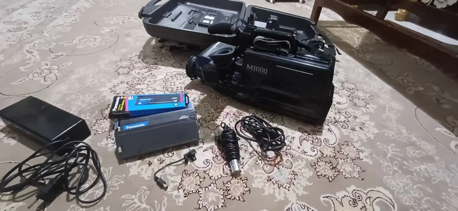 دوربین فیلمبرداری مدل M1000 (عتیقه)|دوربین عکاسی و فیلمبرداری|فردیس, شهرک ۱۱۰|دیوار