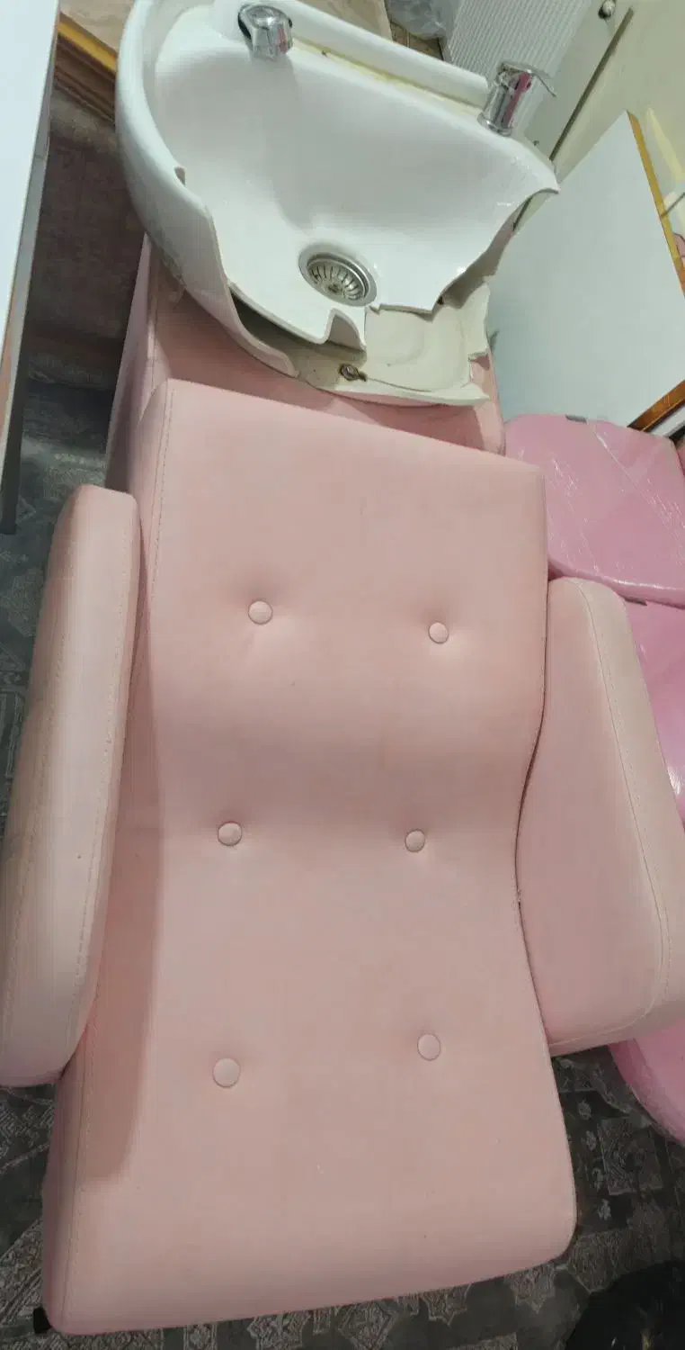 وسایل سالن|آرایشگاه و سالنهای زیبایی|شاهینشهر, عطار|دیوار