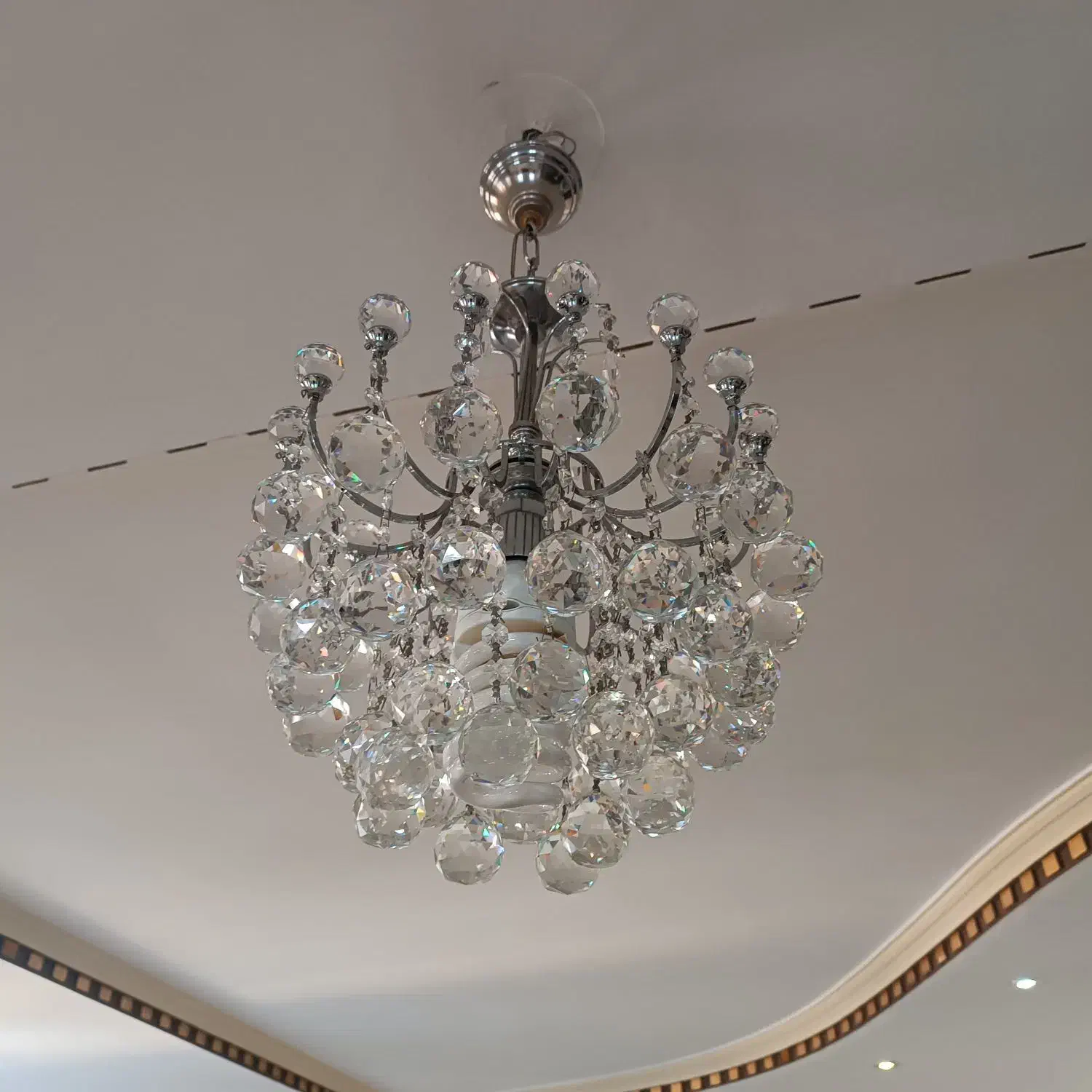 لوستر کریستالی|لوستر و چراغ آویز|ورامین, ورامین|دیوار