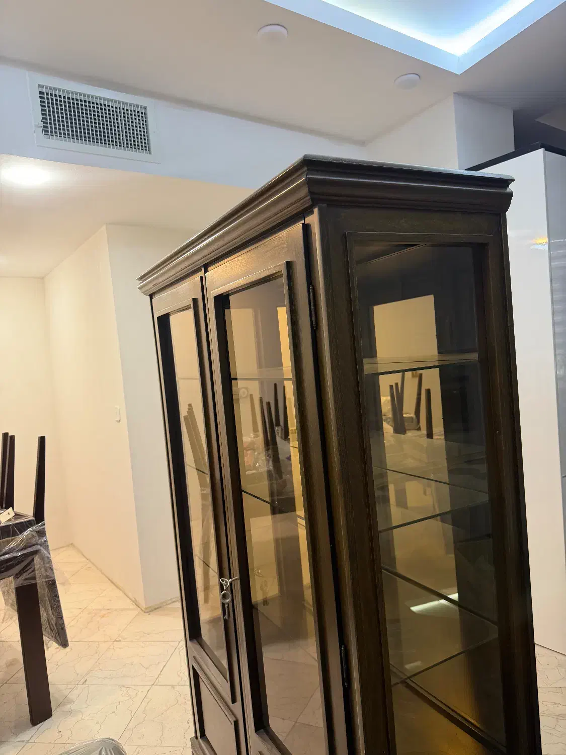 بوفه‌ چوبی در حد نو|بوفه، ویترین، کنسول|تهران, فدک|دیوار