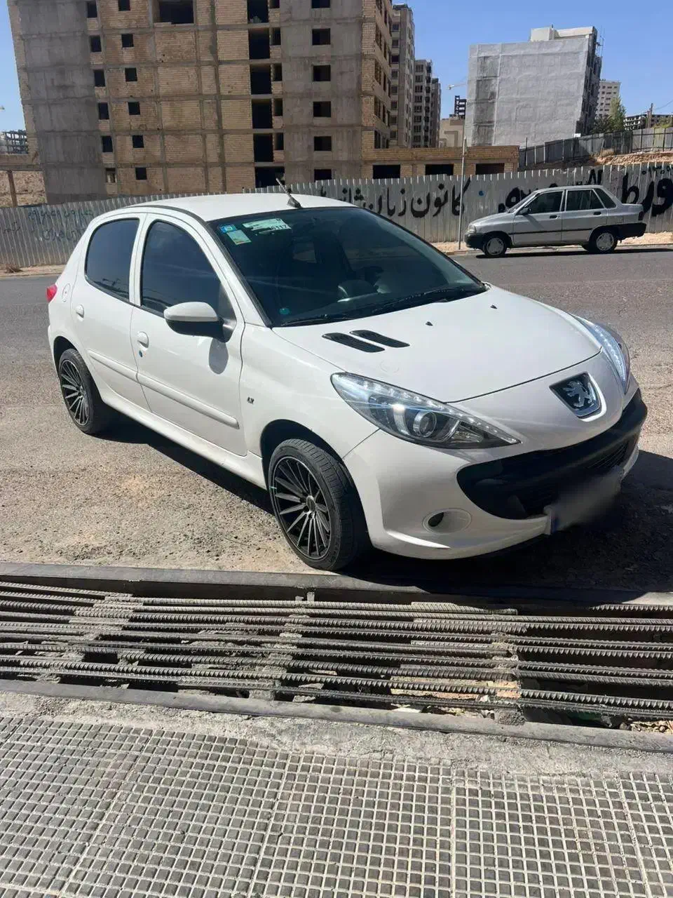 ۲۰۷مدل۱۴۰۲ نقدواقساط خودروهای دیگر موجود|خودرو سواری و وانت|شیراز, شهرک گلستان|دیوار