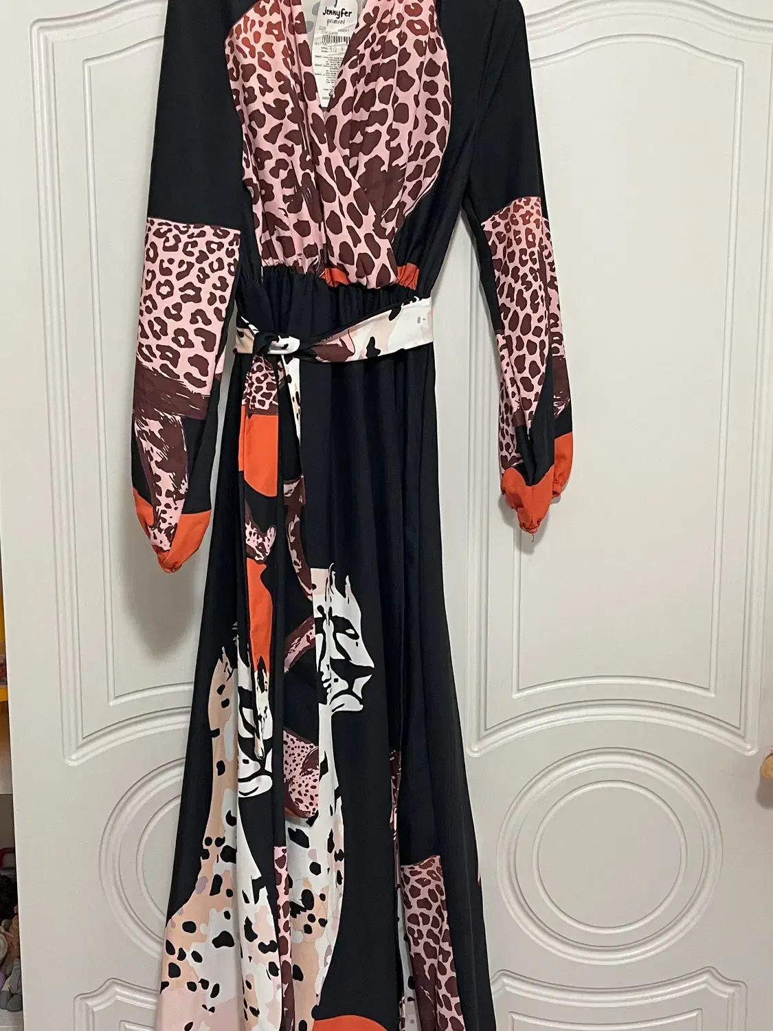 پیراهن مجلسی|لباس|تبریز, |دیوار