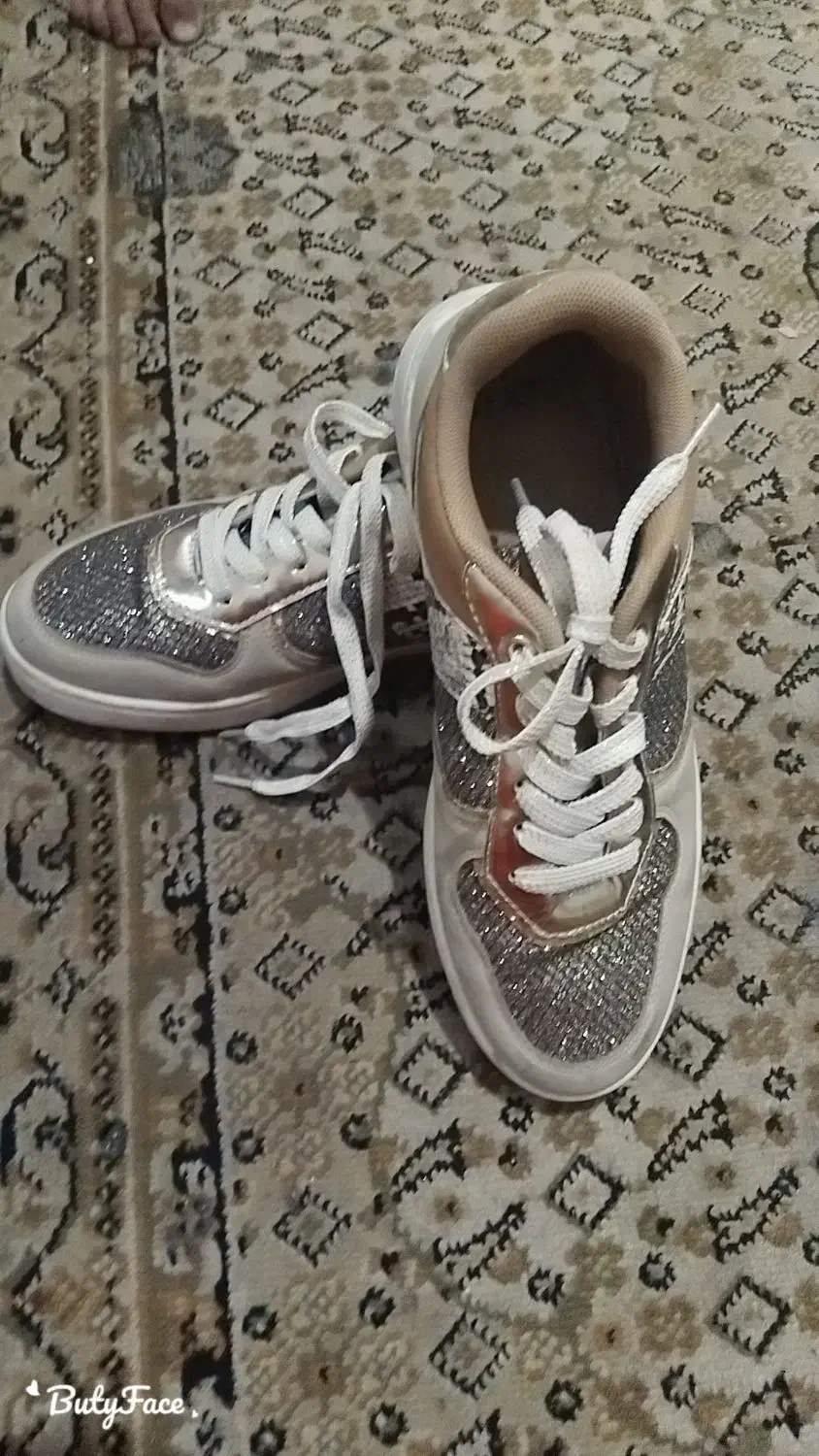 کفش در حد نو|کیف، کفش، کمربند|کازرون, |دیوار