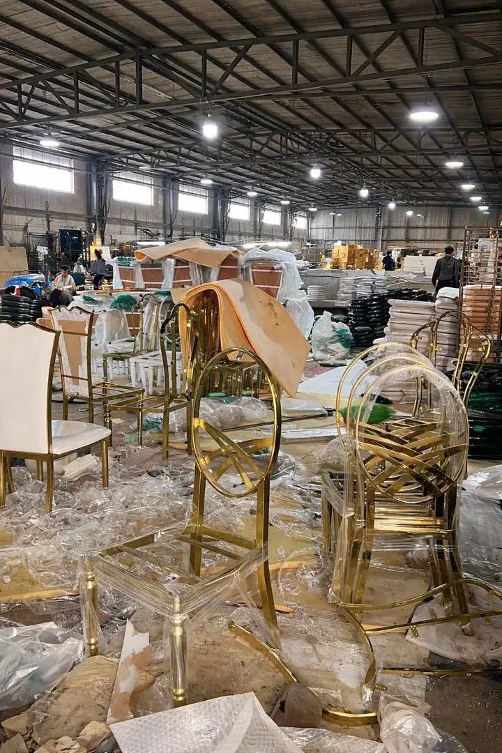 صندلی تالار همراز|میز و صندلی غذاخوری|احمدآبادمستوفی, |دیوار