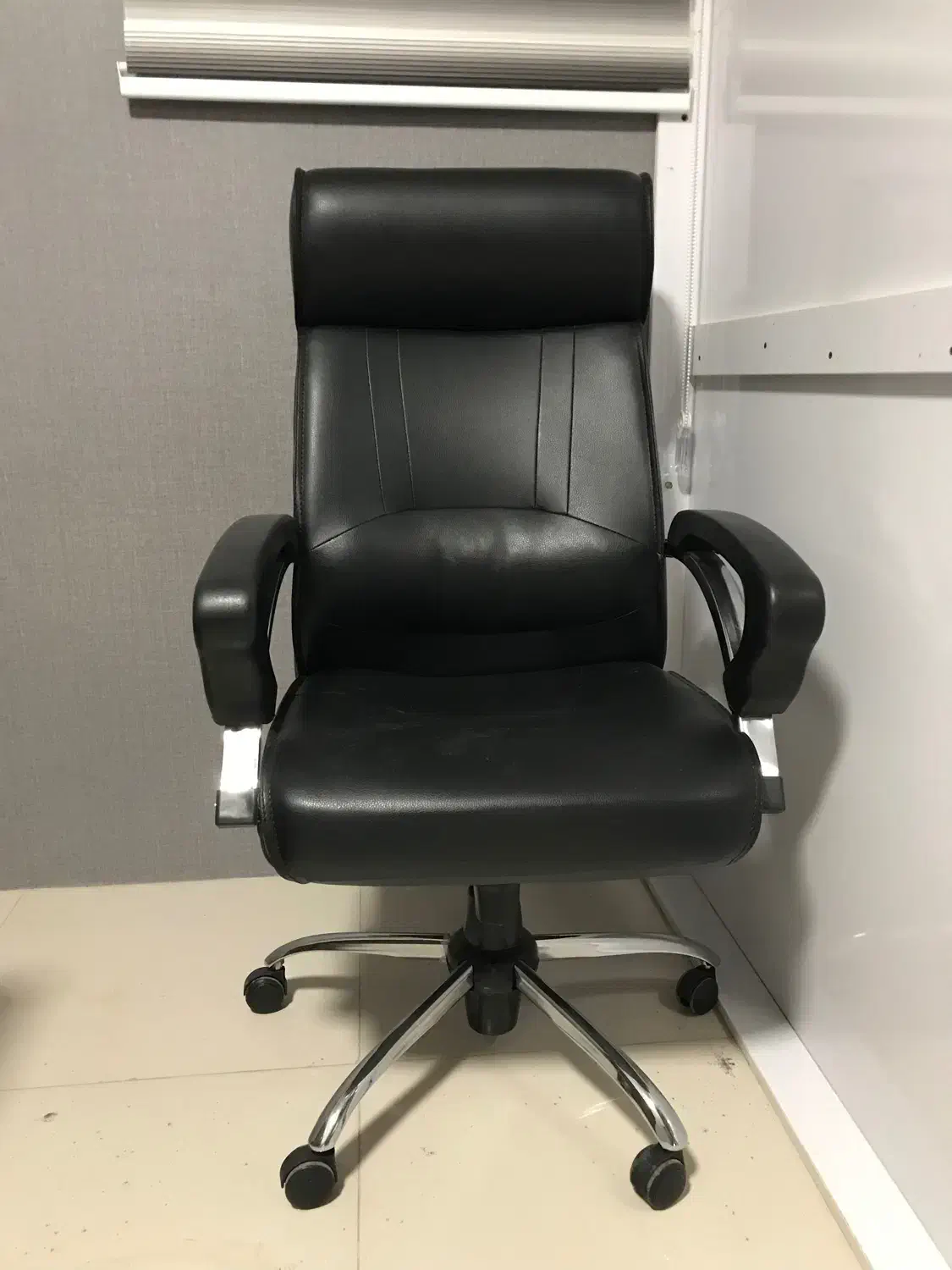 میز و صندلی اداری ست کامل|دفتر کار|بهشهر, |دیوار