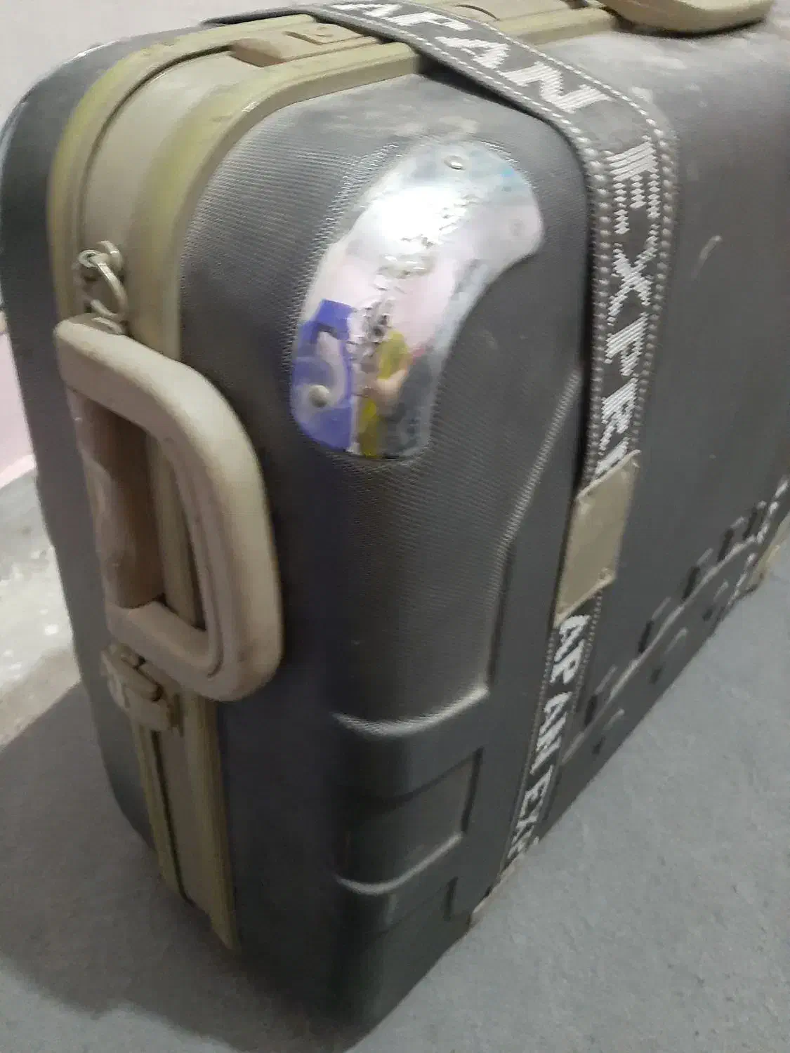 ساک مسافرتی|کیف، کفش، کمربند|شهریار, دهشاد بالا|دیوار