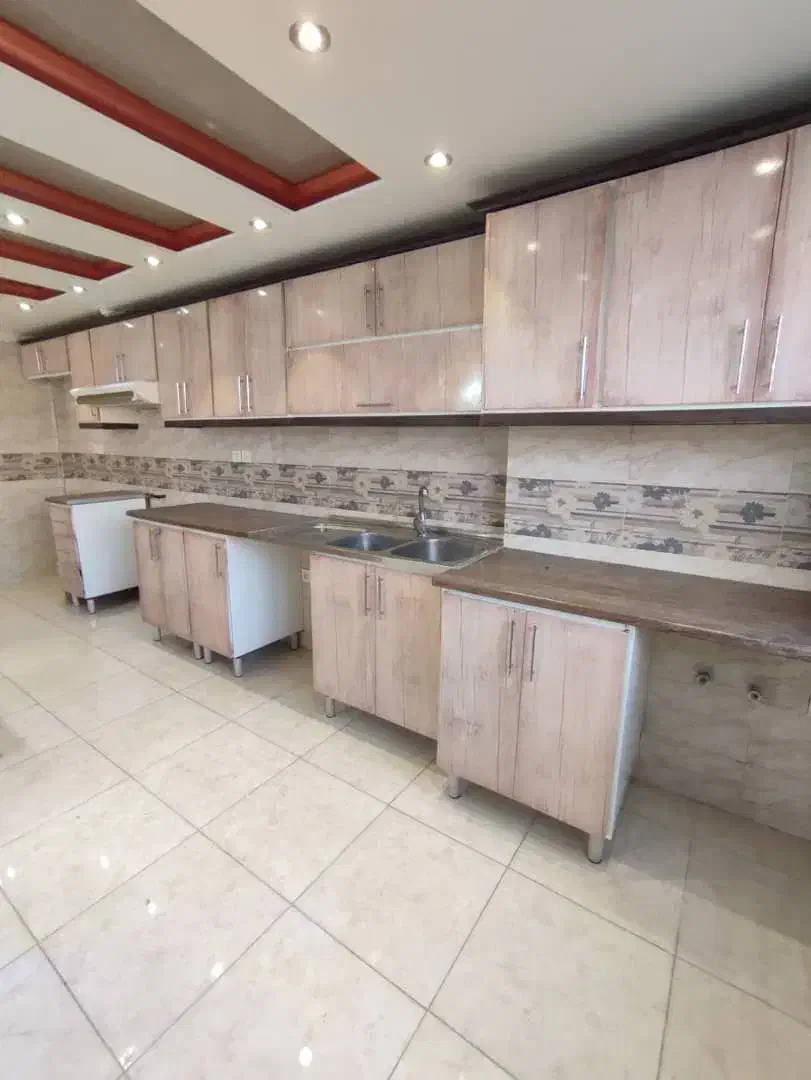 اجاره آپارتمان۸۵متری فول امکانات ورامین خ طالقانی|اجارهٔ آپارتمان|ورامین, ورامین|دیوار