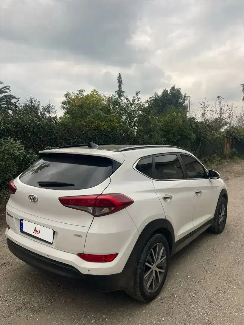 توسان ۲۰۱۷ فول تک رادار|خودرو سواری و وانت|تهران, دارآباد|دیوار