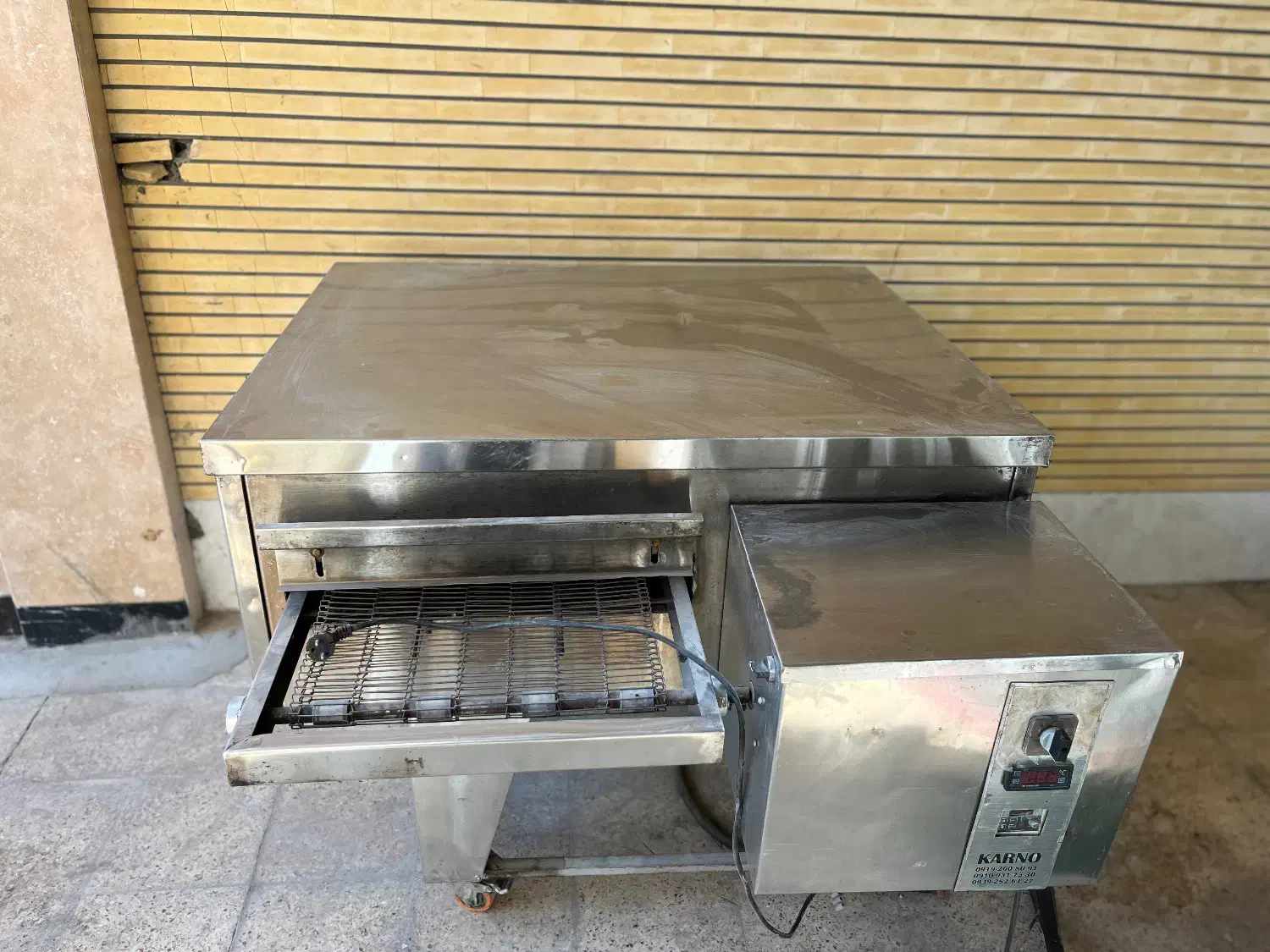 فر ریلی|کافی‌شاپ و رستوران|اصفهان, زهران|دیوار