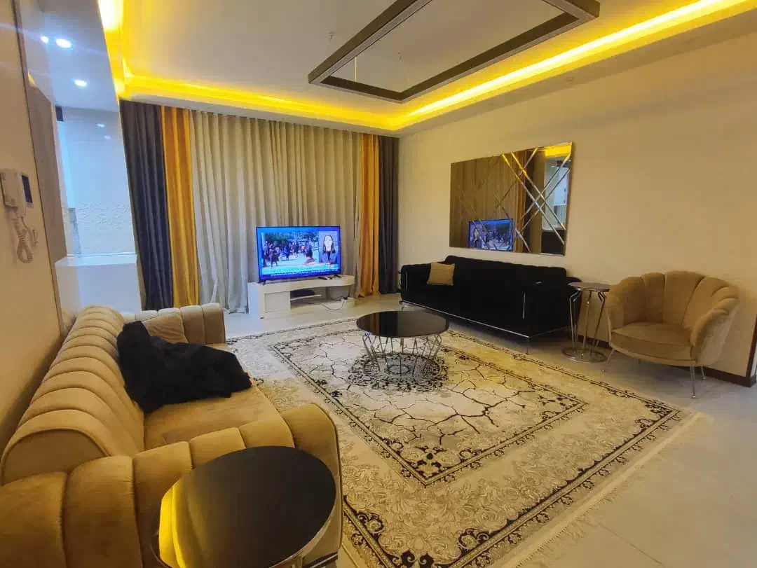 اجاره روزانه/ماهانه منزل و اپارتمان مبله لوکس|اجارهٔ کوتاه‌مدت آپارتمان و سوئیت|شیراز, معالی‌آباد|دیوار