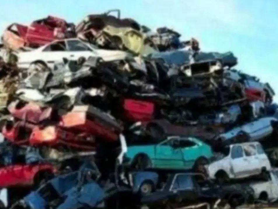 اسقاط خودروهای فرسوده|خدمات موتور و ماشین|ابهر, |دیوار