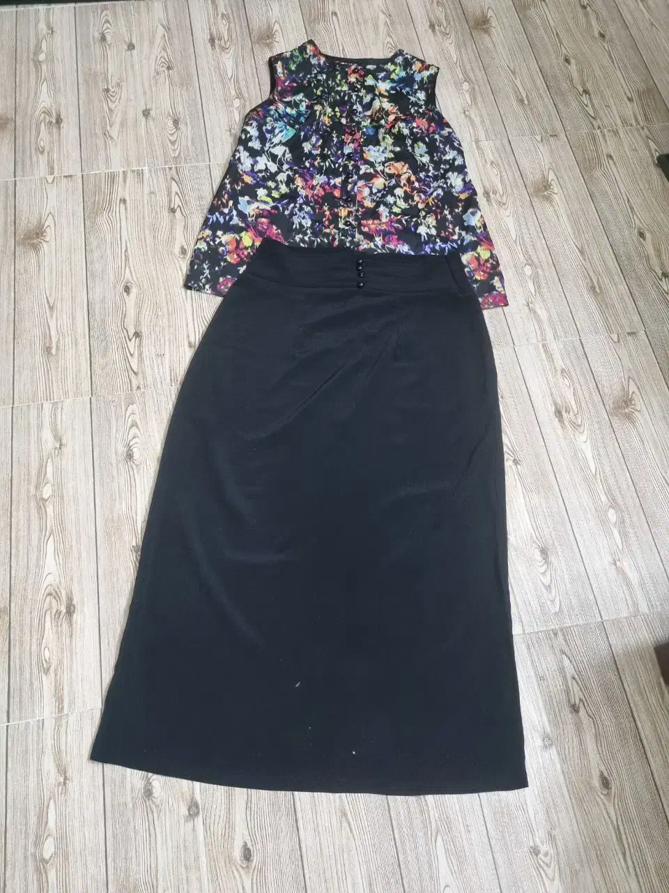 مانتو وپیراهن|لباس|قم, طلاب غیر ایرانی|دیوار