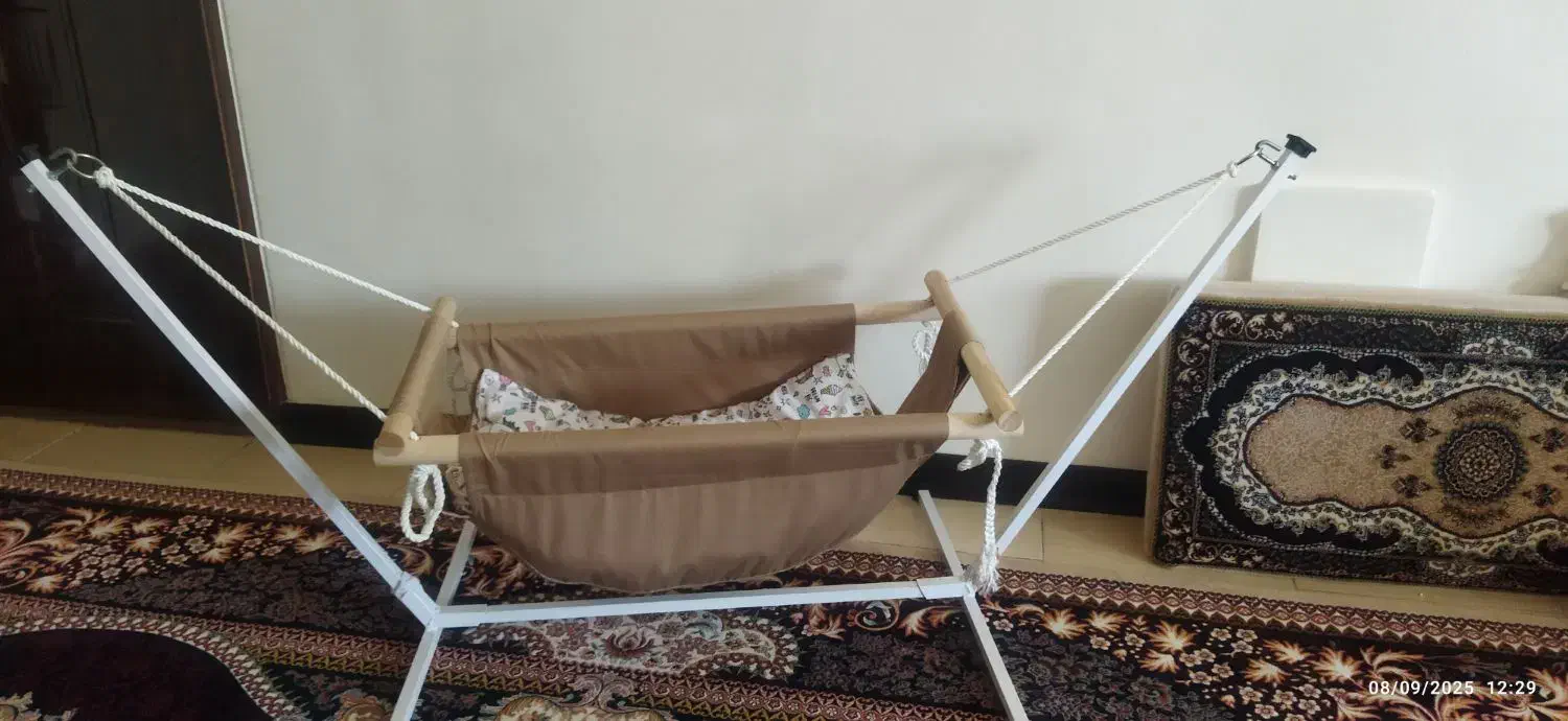 گهواره|اسباب و اثاث بچه|گلپایگان, |دیوار