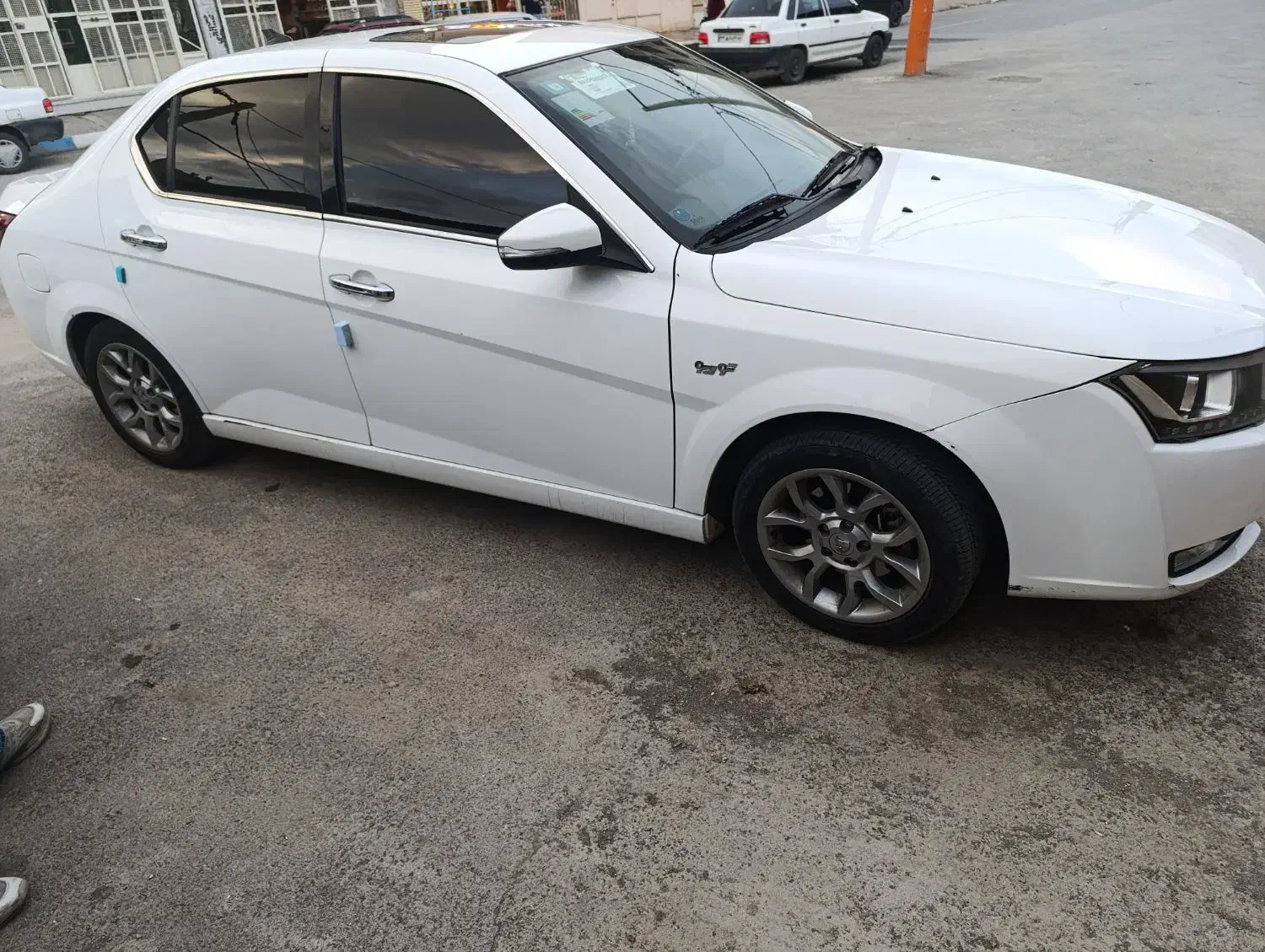 دنا پلاس توربو شش دنده ای|خودرو سواری و وانت|باغ بهادران, |دیوار