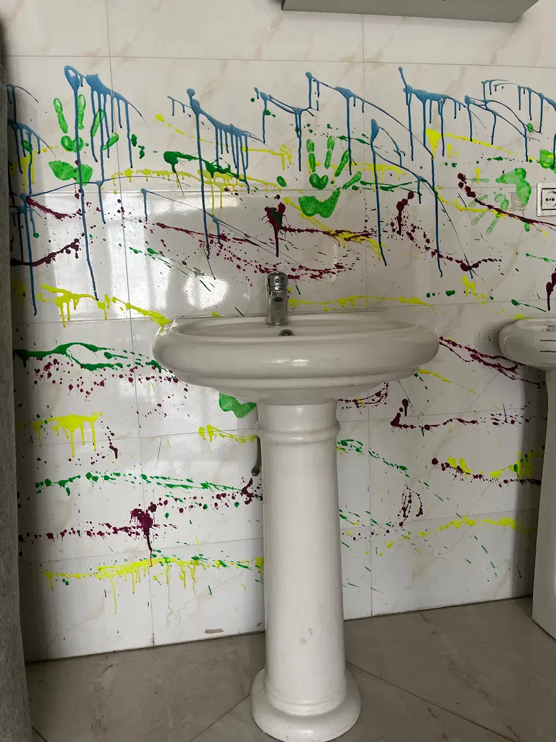 روشویی،توالت فرهنگی ،صندلی|لوازم سرویس بهداشتی|اراک, |دیوار