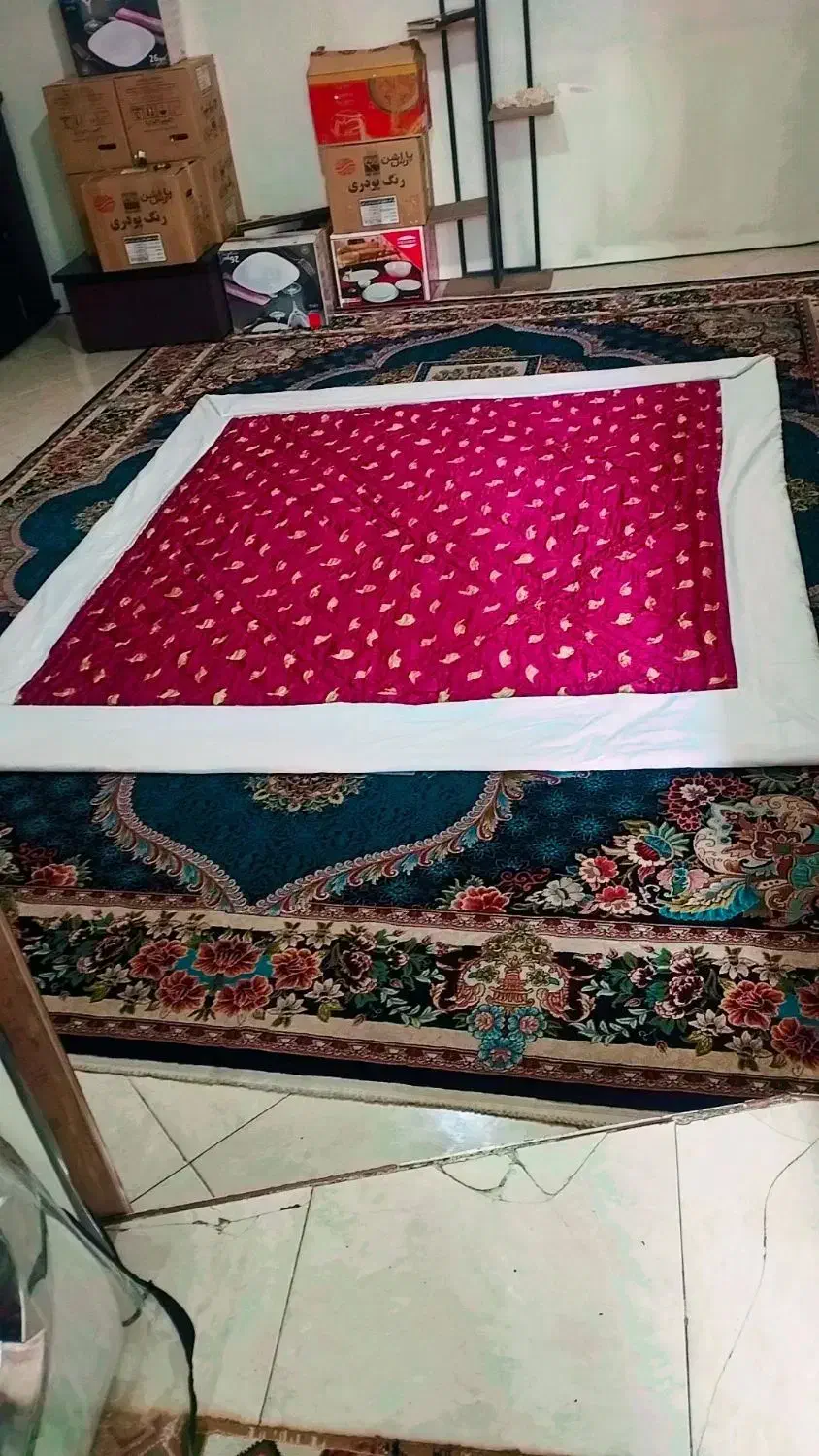 لحاف درحد نو|رختخواب، بالش، پتو|بومهن, |دیوار