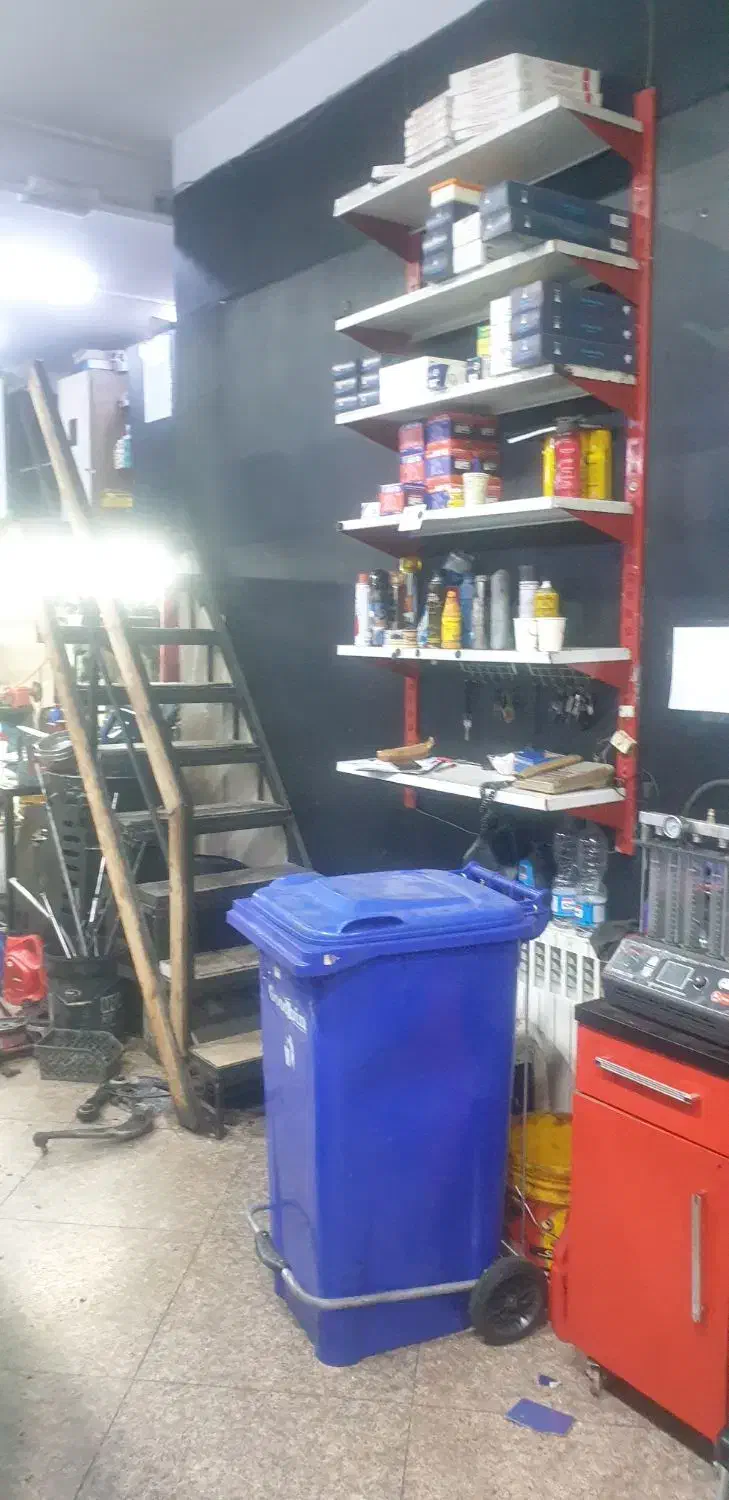 ۱۲۰ متر مغازه تجاری خدمات خودرویی سیمون بولیوار|اجارهٔ مغازه و غرفه|تهران, جنت‌آباد شمالی|دیوار