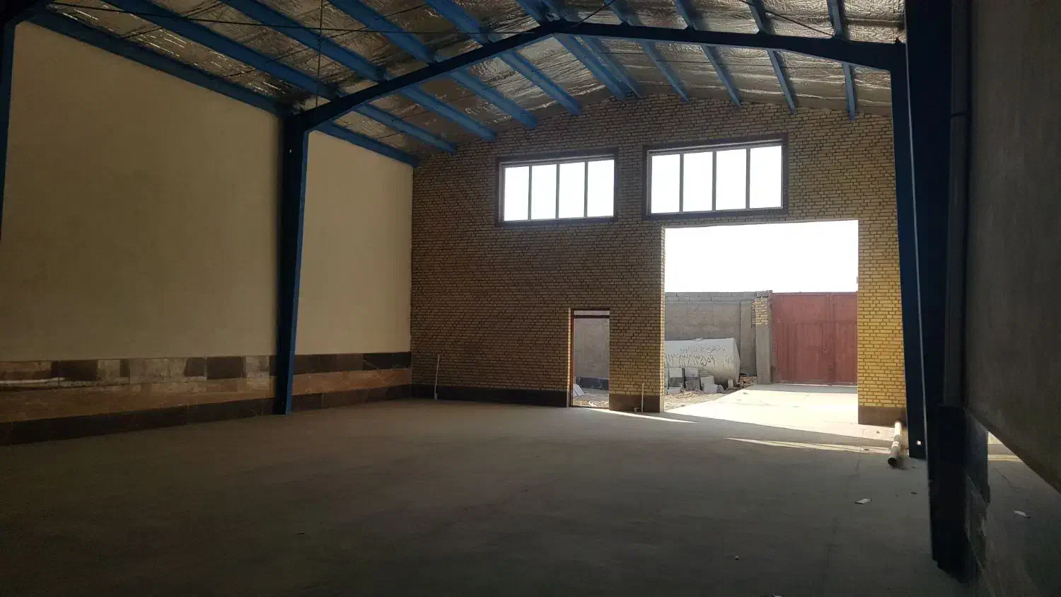 سوله و کارگاه ۳۴۰ متری داخل بافت رباط کریم|فروش دفتر صنعتی، کشاورزی، تجاری|رباطکریم, رباطکریم|دیوار