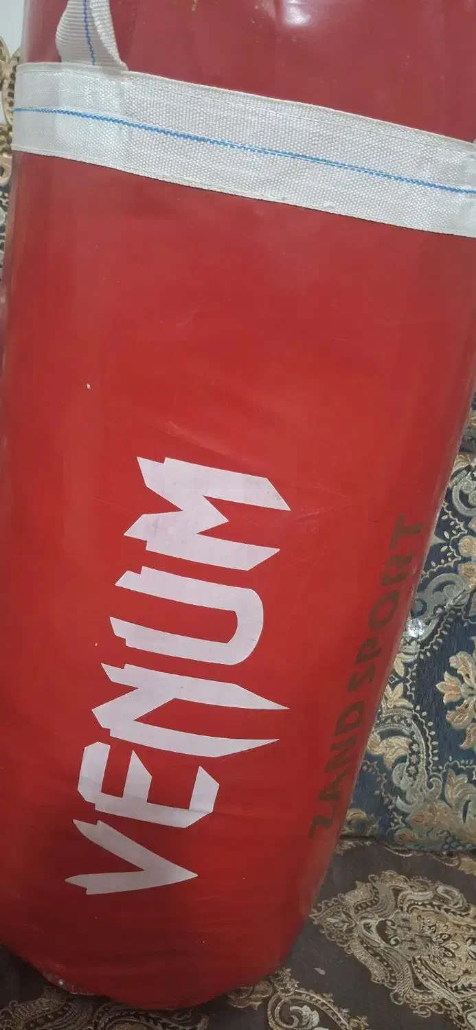 کیسه بوکس|تجهیزات ورزشی|اندیشه, اندیشه فاز ۱|دیوار