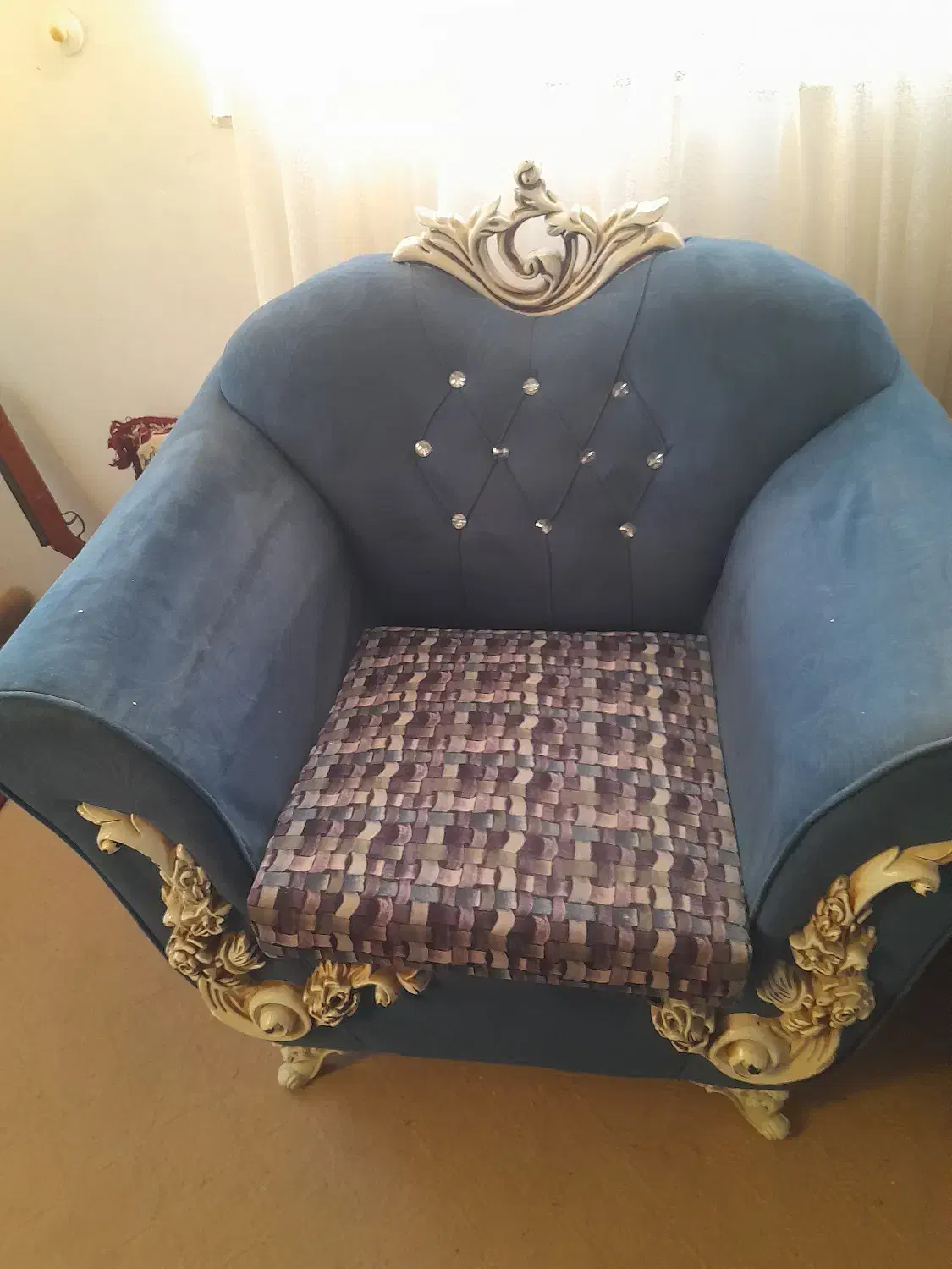 فروش مبل هفت نفره دست دوم|مبلمان خانگی و میز عسلی|رشت, خرسندی|دیوار