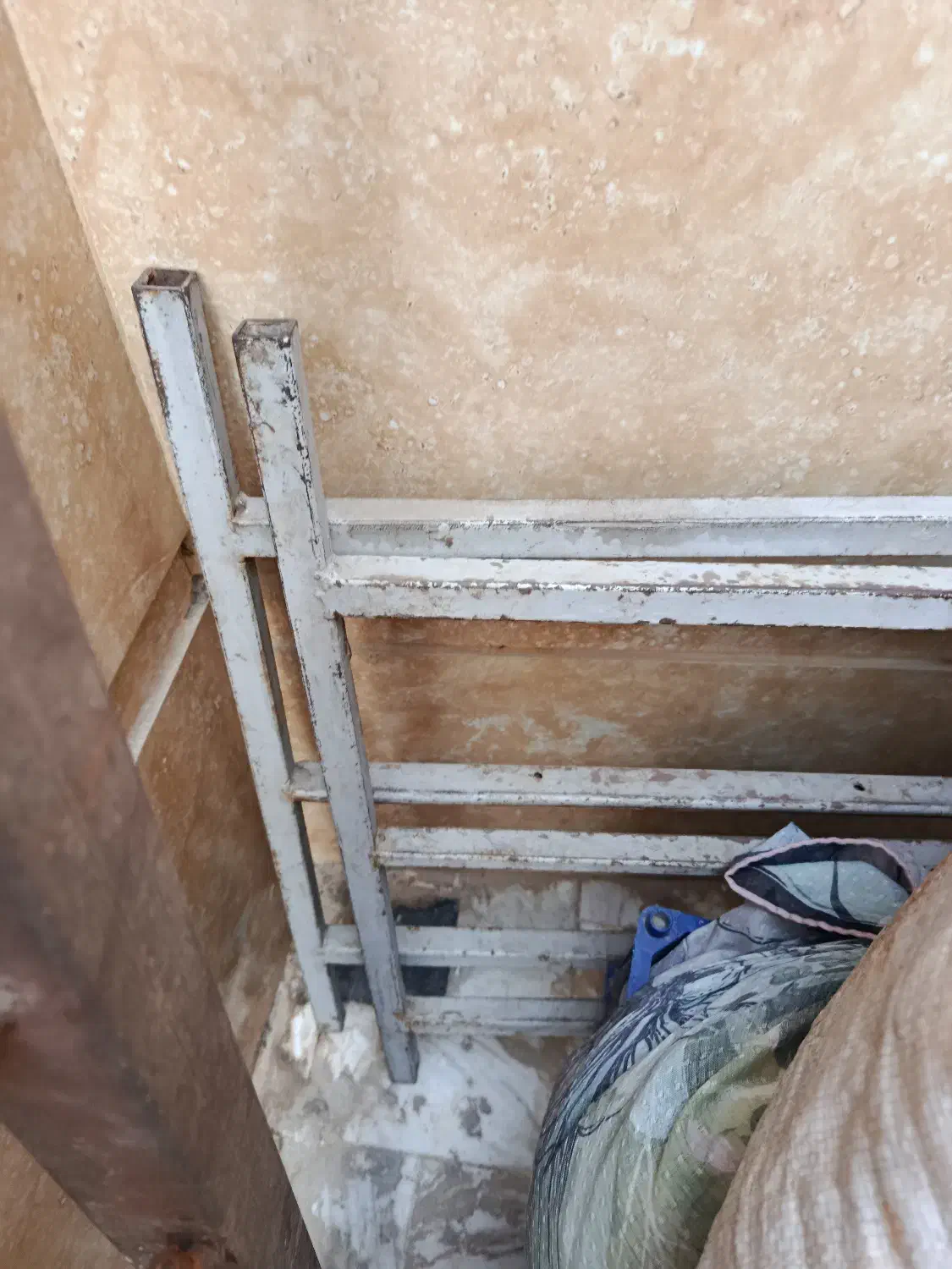 دار قالی|ابزارآلات|قم, دانشگاه قم|دیوار