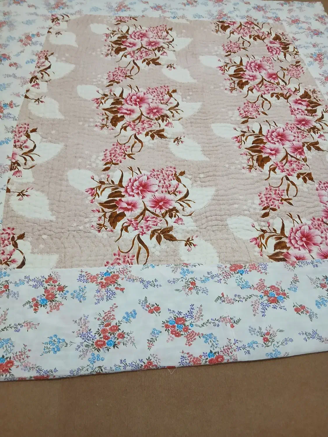 فروش یک عدد لحاف کرسی دو نفره|رختخواب، بالش، پتو|گلپایگان, |دیوار