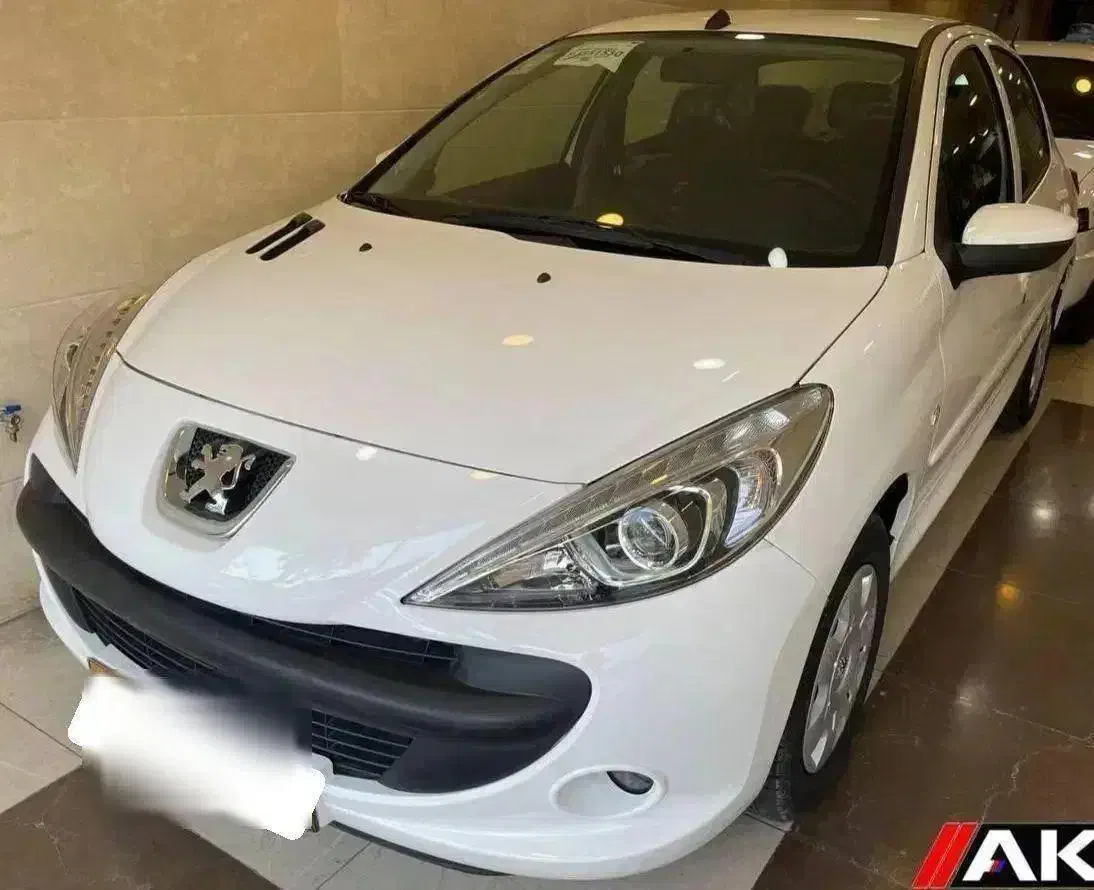 207 دنده ای مدل 1404|خودرو سواری و وانت|اراک, |دیوار