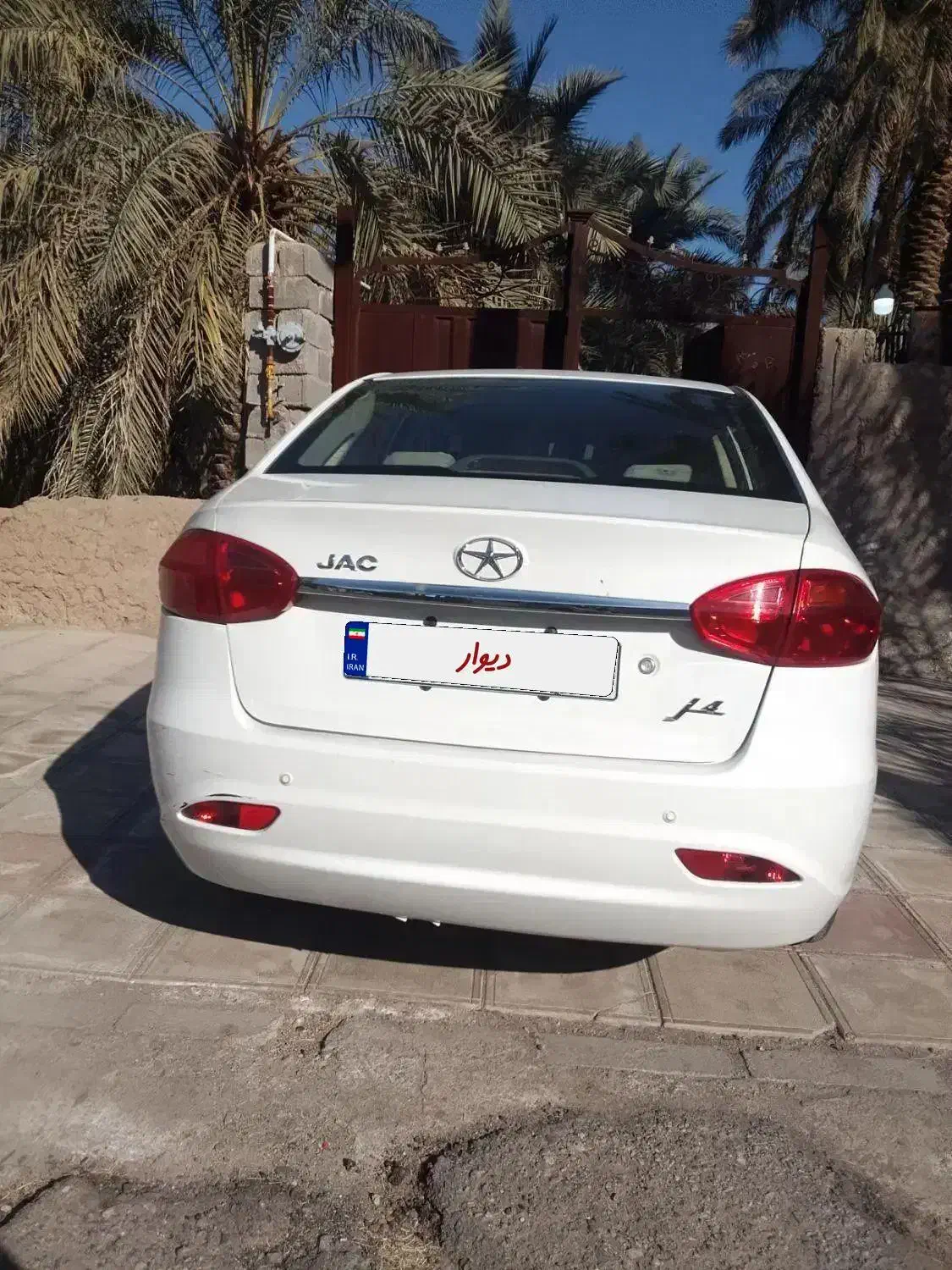 ماشین j4|خودرو کلاسیک|بم, |دیوار