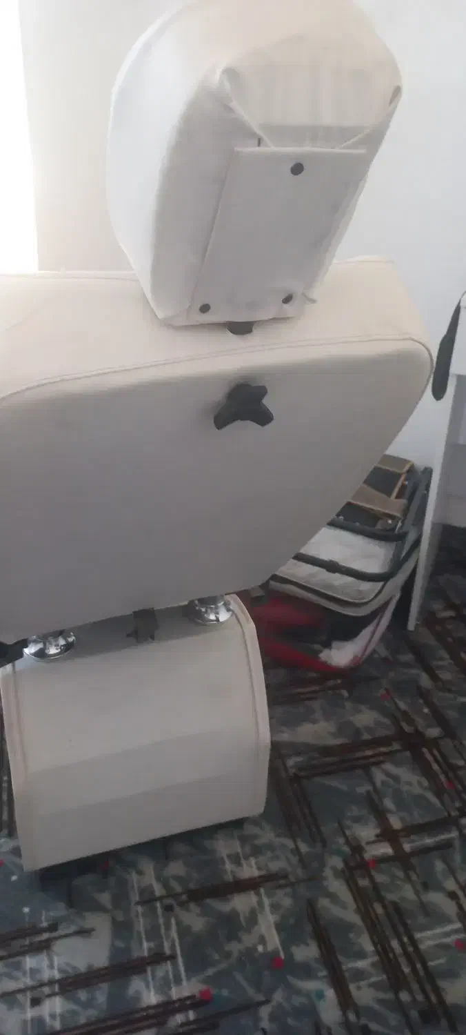 صندلیمیکاپ|آرایشگاه و سالنهای زیبایی|اصفهان, دوطفلان|دیوار