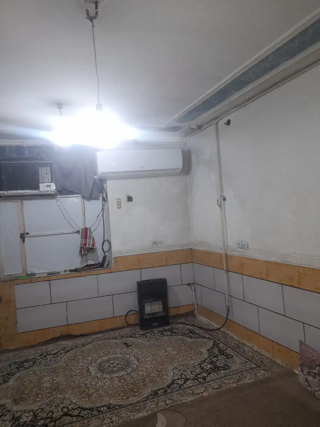 خونه تمیز و شیک ۹۰ متری  حیاط دار و امکانات کامل|اجارهٔ خانه و ویلا|اهواز, منبع اب|دیوار