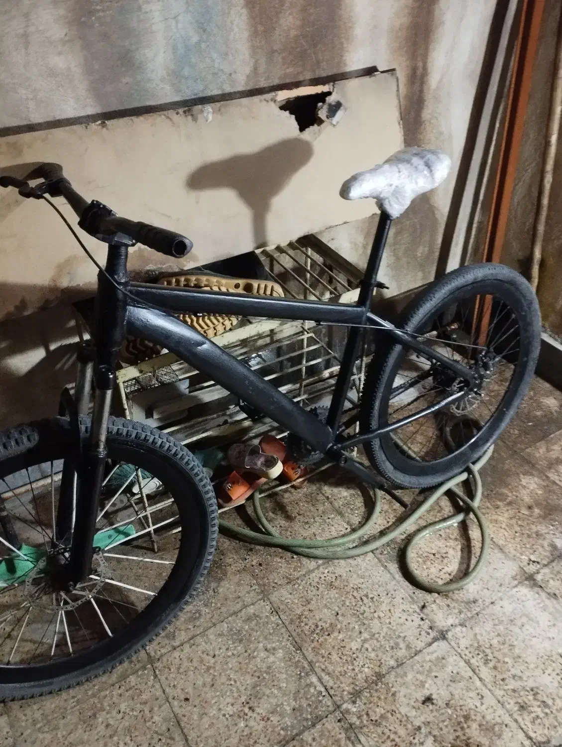 دوچرخه|دوچرخه، اسکیت، اسکوتر|اهواز, کوی منابع طبیعی|دیوار