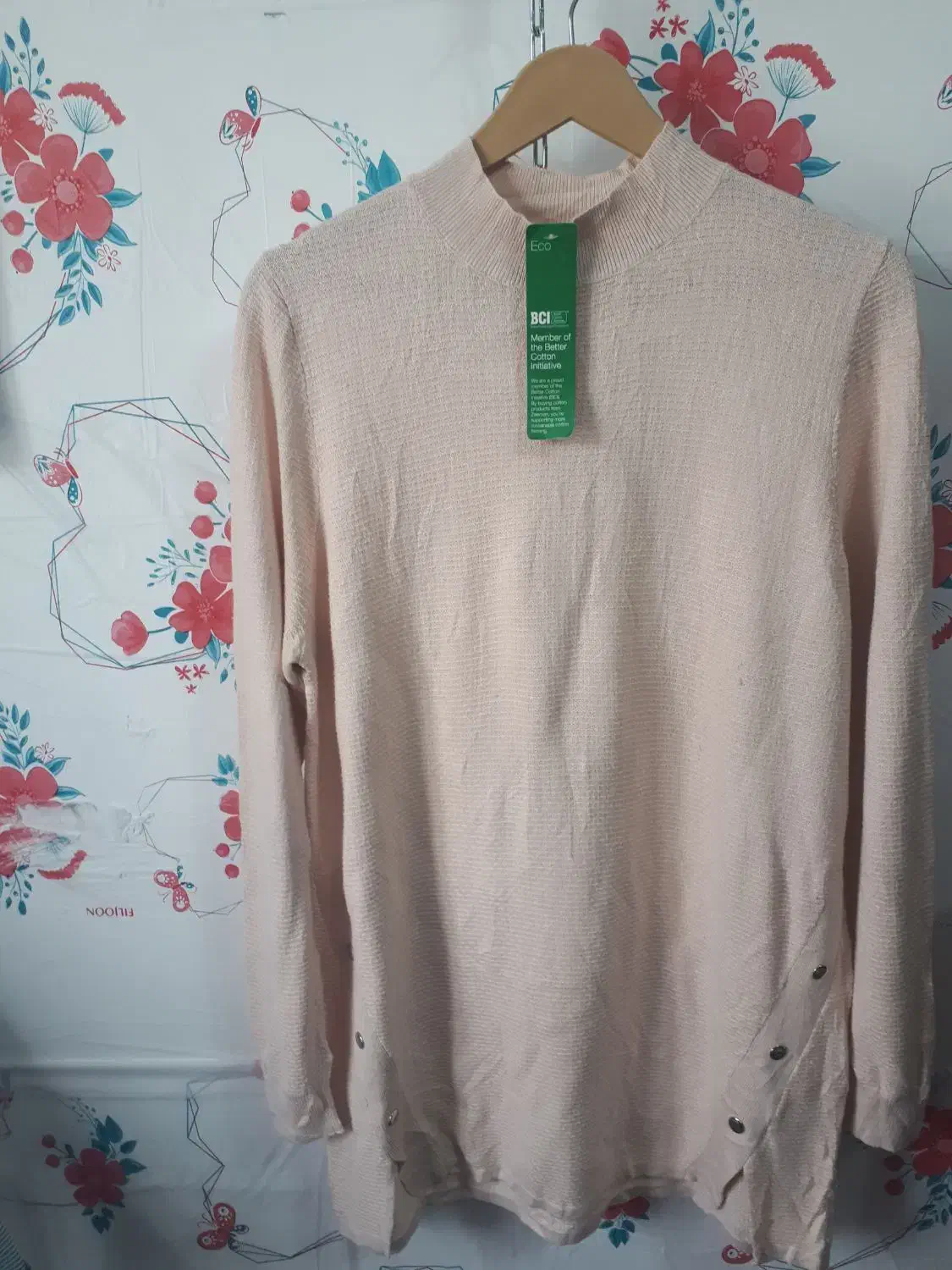 بافت شیک و باکیفیت خارجی زنانه|لباس|قروه, |دیوار