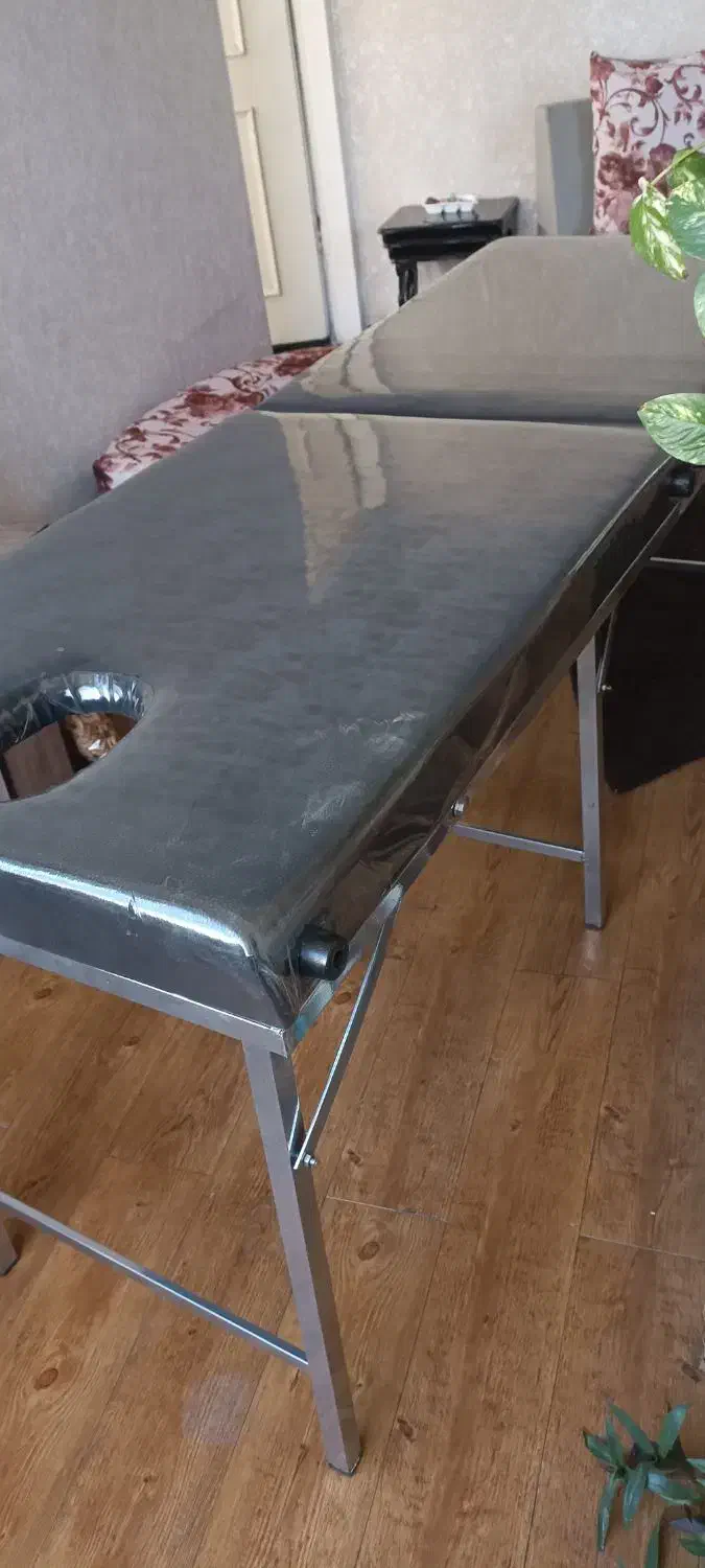 تخت مناسب برای کلینیک های زیبایی و پوست و مو|آرایشی، بهداشتی، درمانی|مشهد, شهرک ابوذر|دیوار