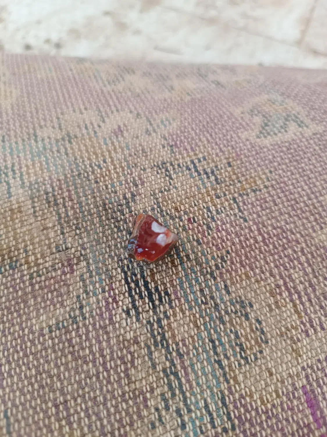 سنگ قیمتی خام|جواهرات|رشت, کوی مهر|دیوار