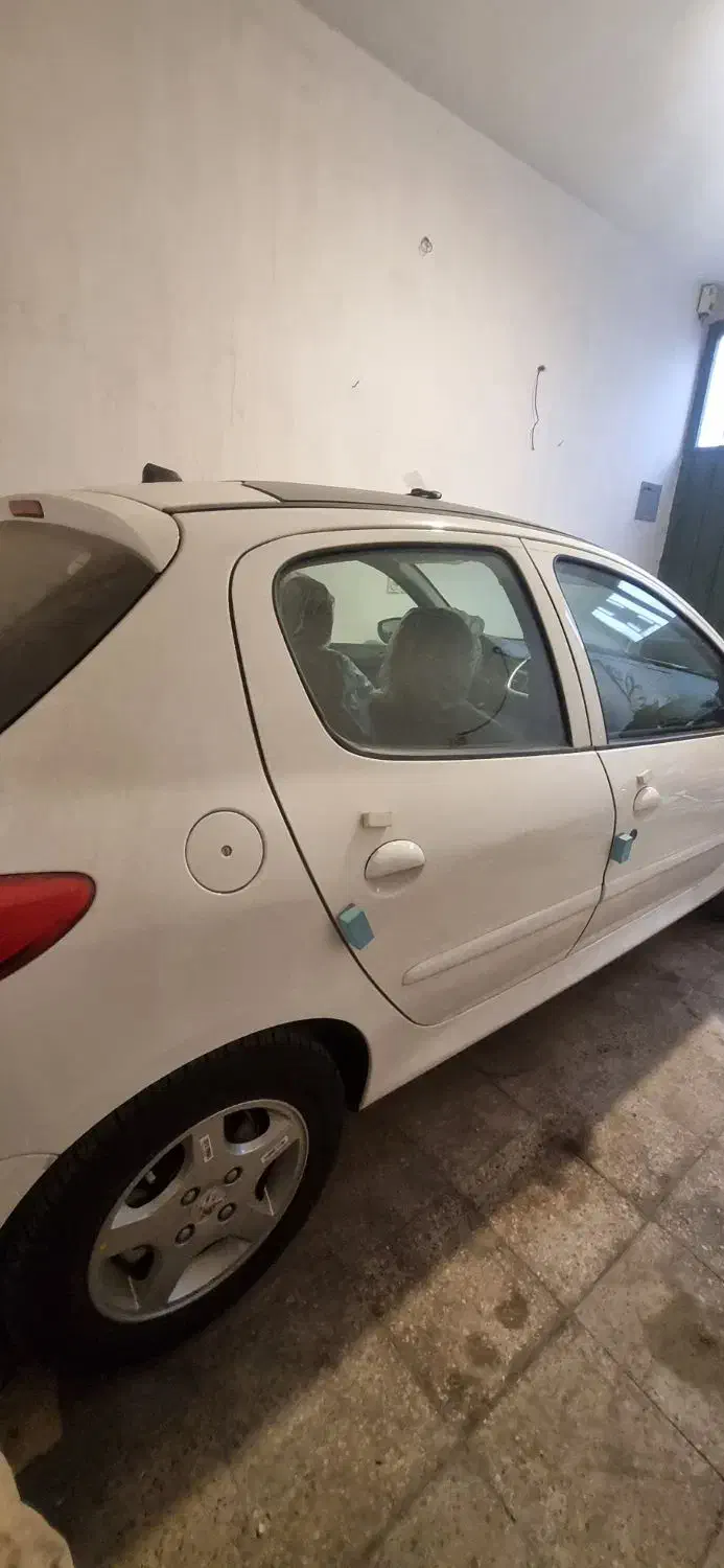 پژو ۲۰۷ مدل ۴۰۲|خودرو سواری و وانت|لنجان, |دیوار