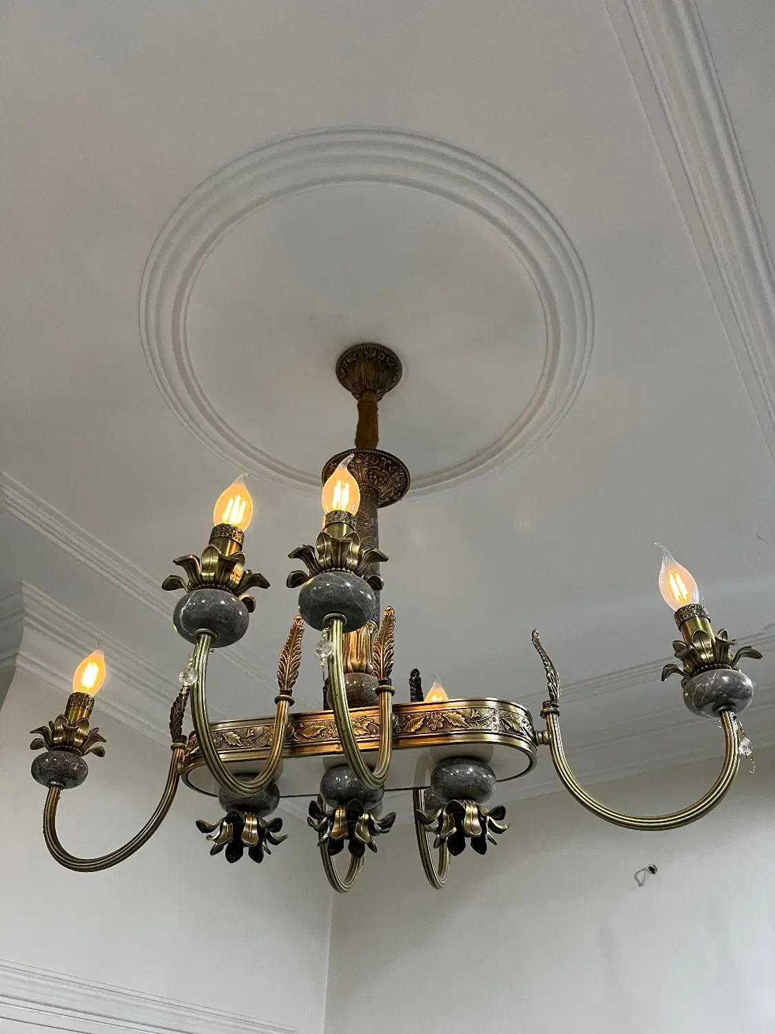 لوستر برنز و‌سنگی آنتیک|لوستر و چراغ آویز|ری, هاشم‌آباد|دیوار