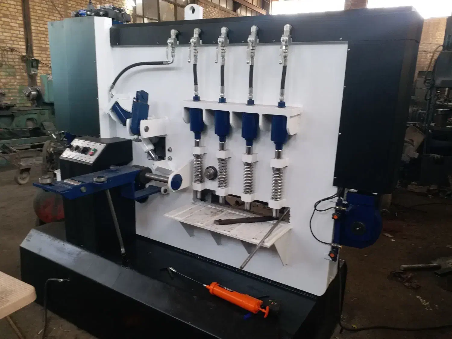 دستگاه گیوتین شش کاره صنایع میربمانی|ماشین‌آلات صنعتی|مشهد, کشاورز|دیوار