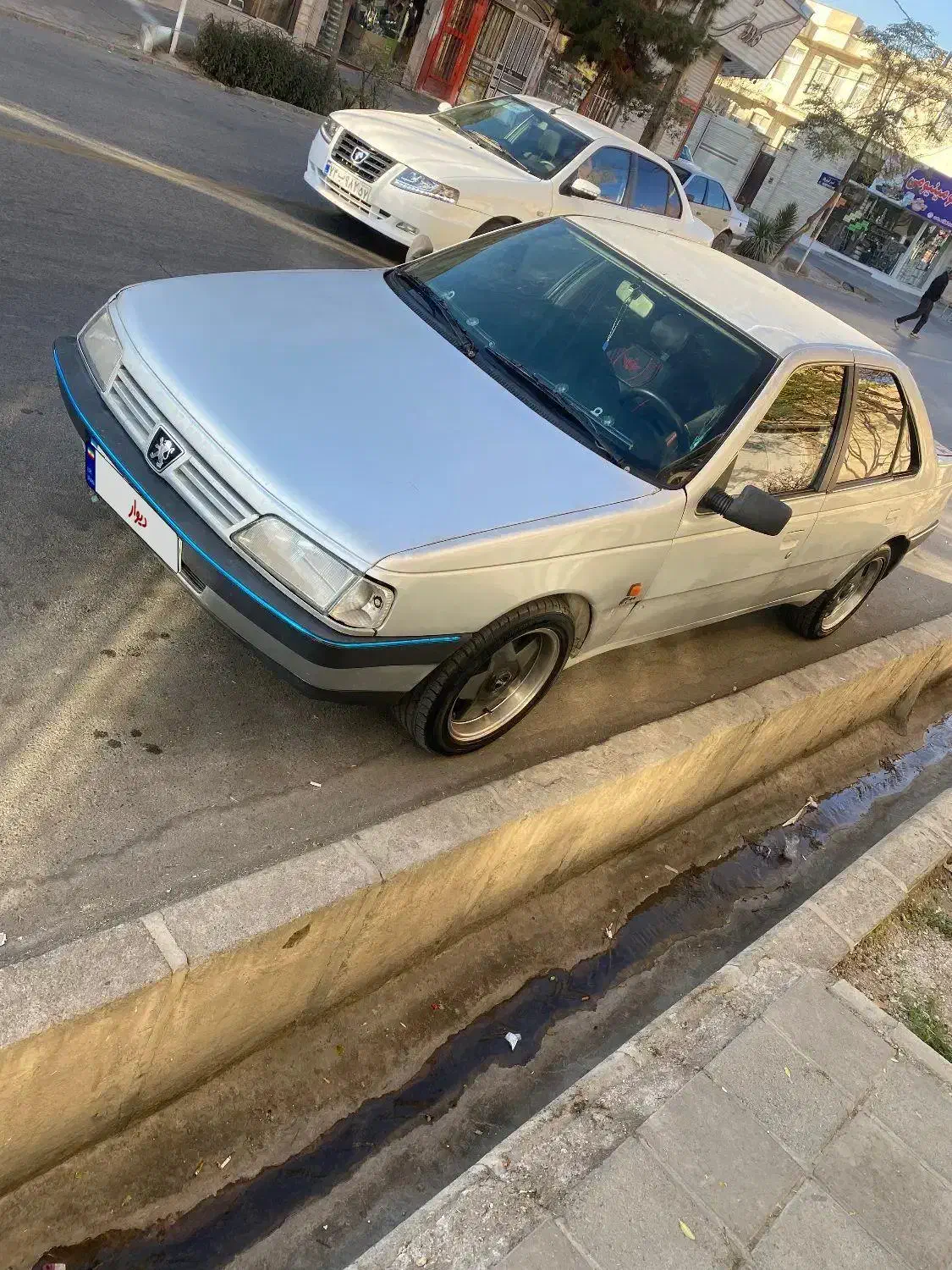 پژو ۴۰۵|خودرو سواری و وانت|ساوه, |دیوار