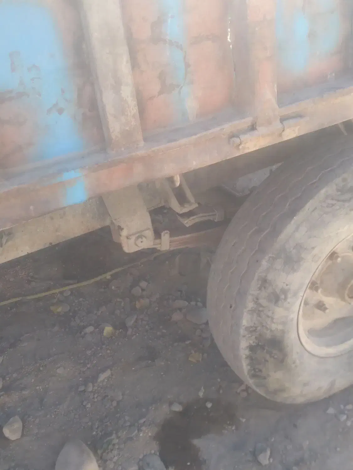 تریلی‌ترک‌|قطعات یدکی و لوازم جانبی|رابر, |دیوار