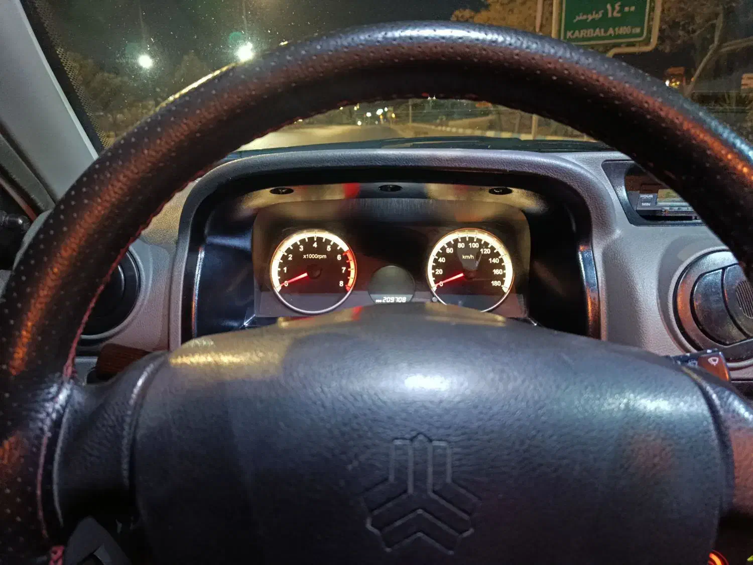 مسافر پذیرفته میشود شبانه روزی.|خدمات حمل و نقل|گرمسار, |دیوار