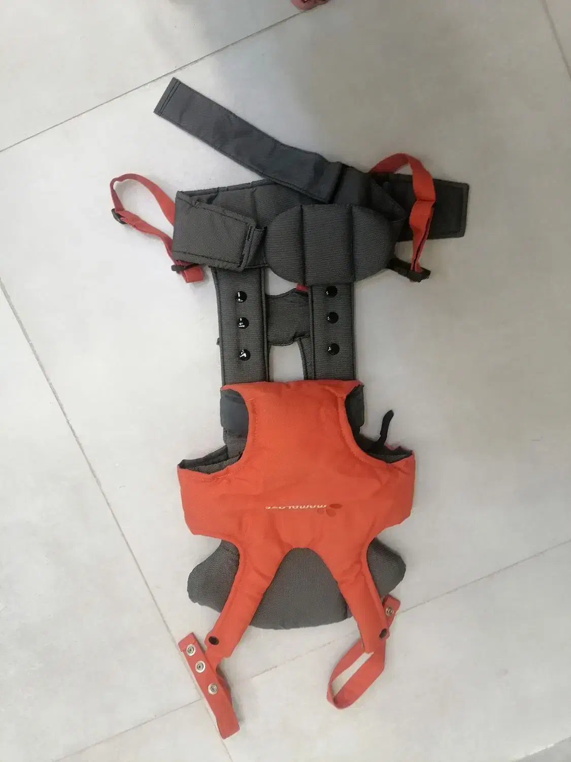 آغوش بند|کالسکه و لوازم جانبی|بیرجند, |دیوار