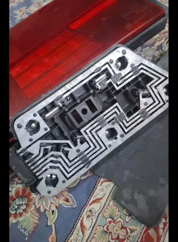 برد لامپ پژو پارس سمت راننده|قطعات یدکی و لوازم جانبی|مسجد سلیمان, |دیوار