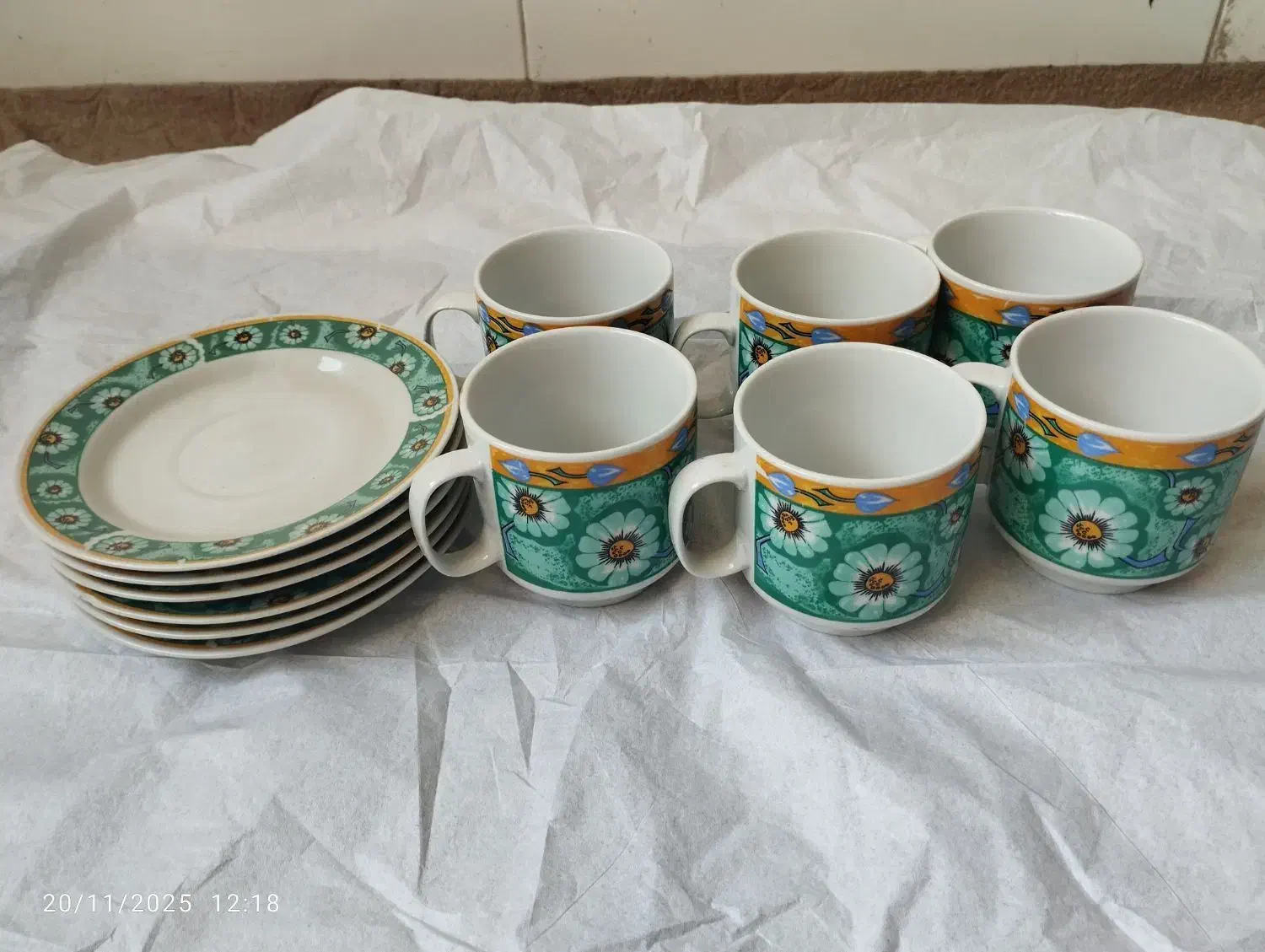 فنجان و نعلبکی|ظروف سرو و پذیرایی|خمینی‌شهر, |دیوار