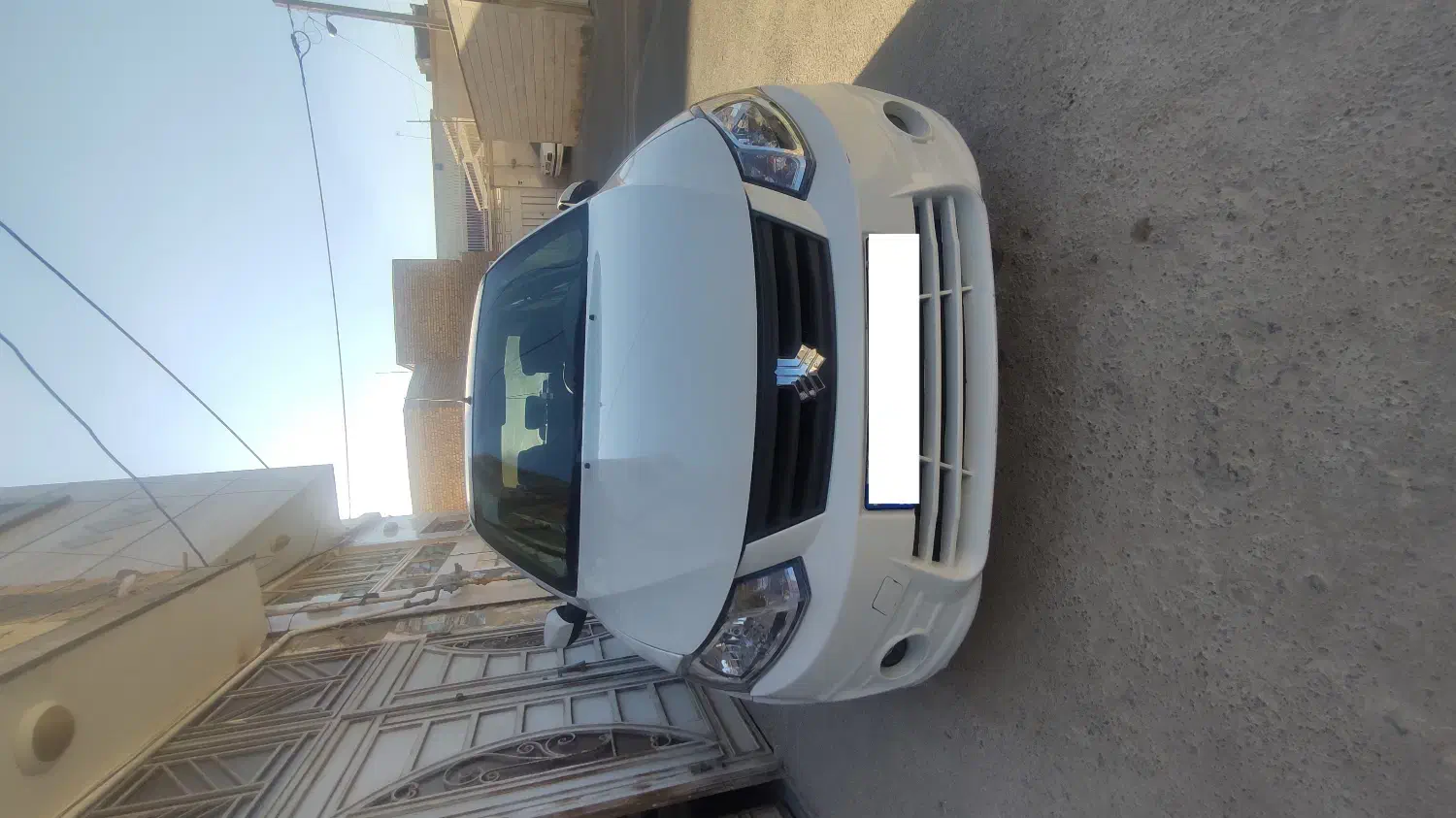 ساینا سفید دنده ای خانگی تمیز کم کار|خودرو سواری و وانت|خمینیشهر, |دیوار