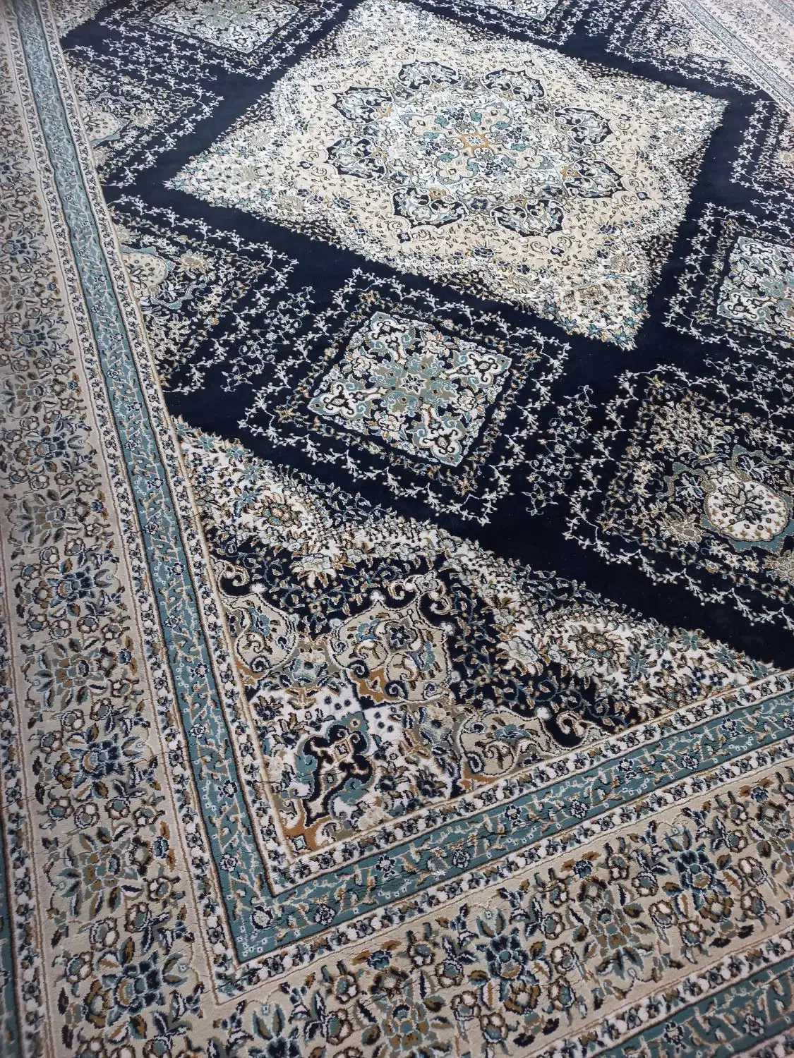 فرش ۹ متری ۱۰۰۰ شانه|فرش|تهران, اوقاف|دیوار