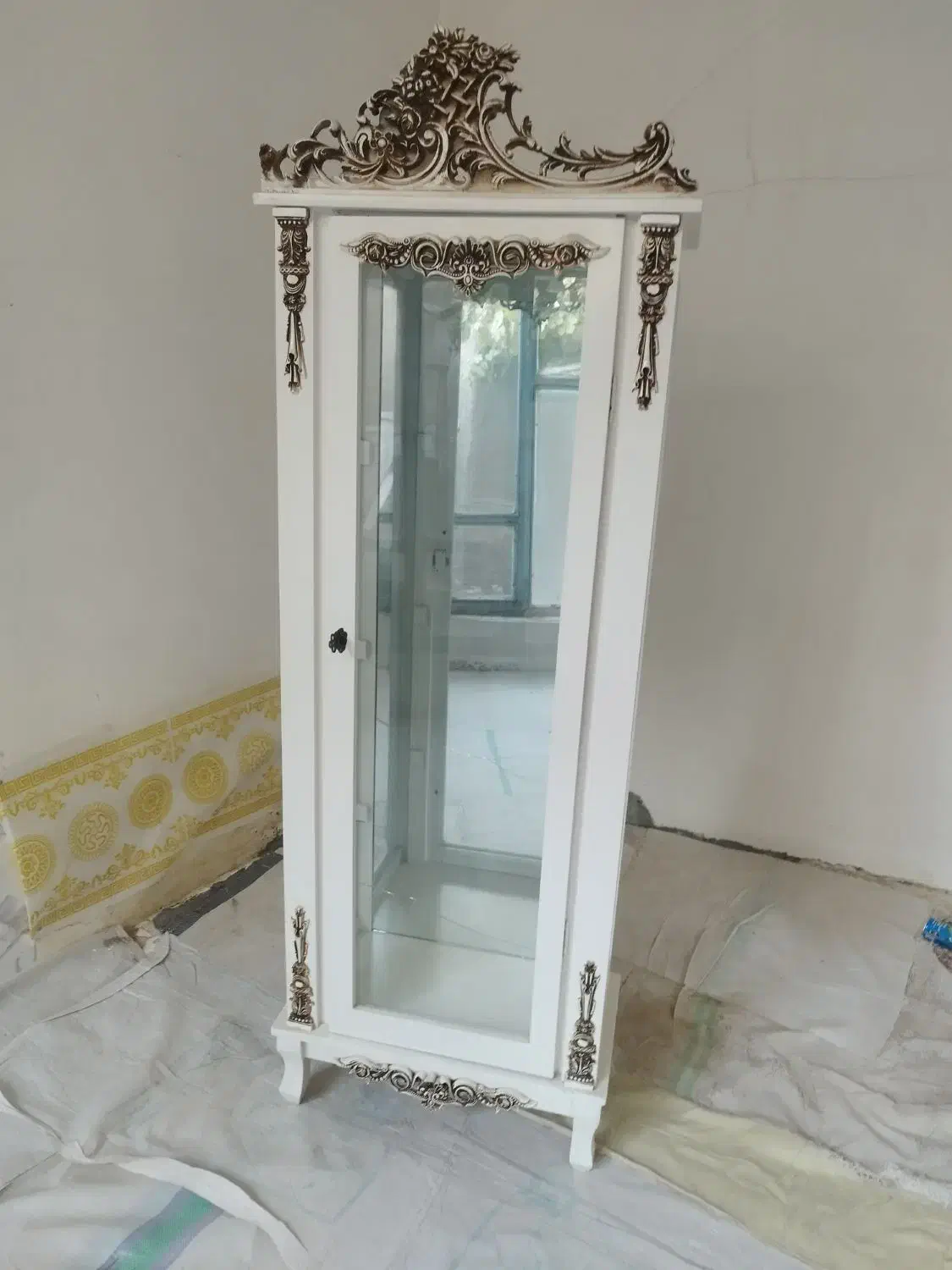 بوفه در حد نو|بوفه، ویترین، کنسول|مراغه, |دیوار