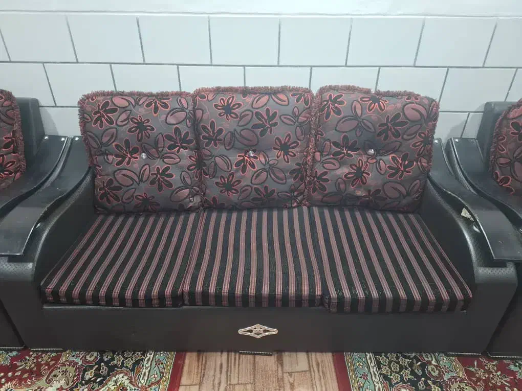 مبل راحتی|مبلمان خانگی و میز عسلی|شازند, |دیوار